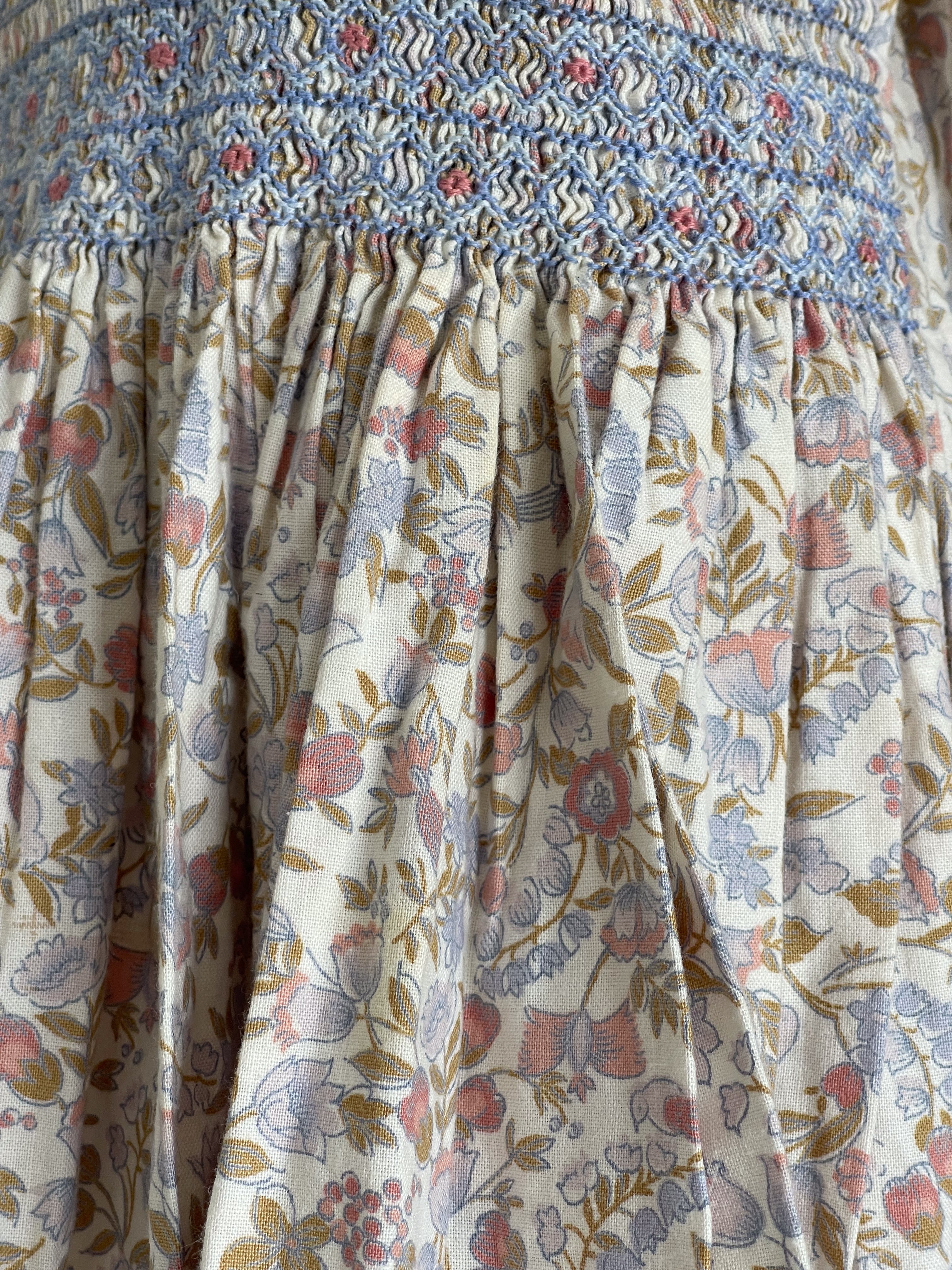 Vintage hand made smocked floral dress '90s (4-5y)