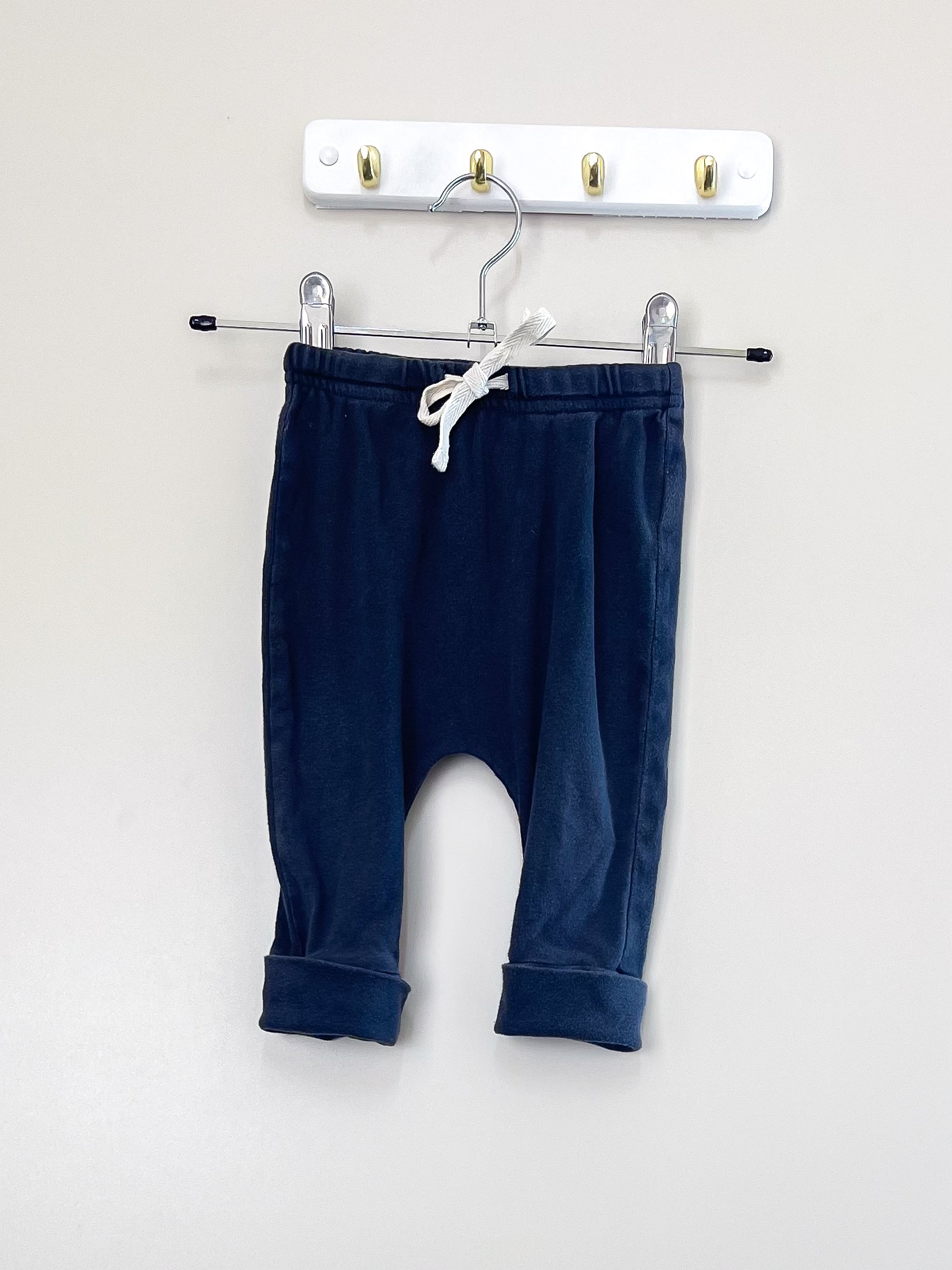 Nature Baby organic drawstring pants - navy (3-6m)