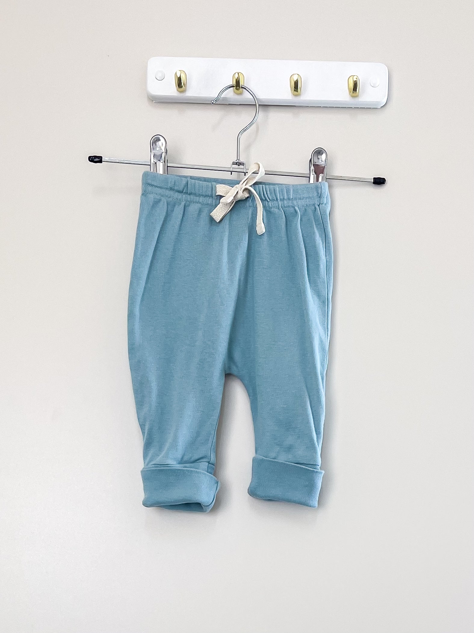 Nature Baby organic drawstring pants (0-3m)