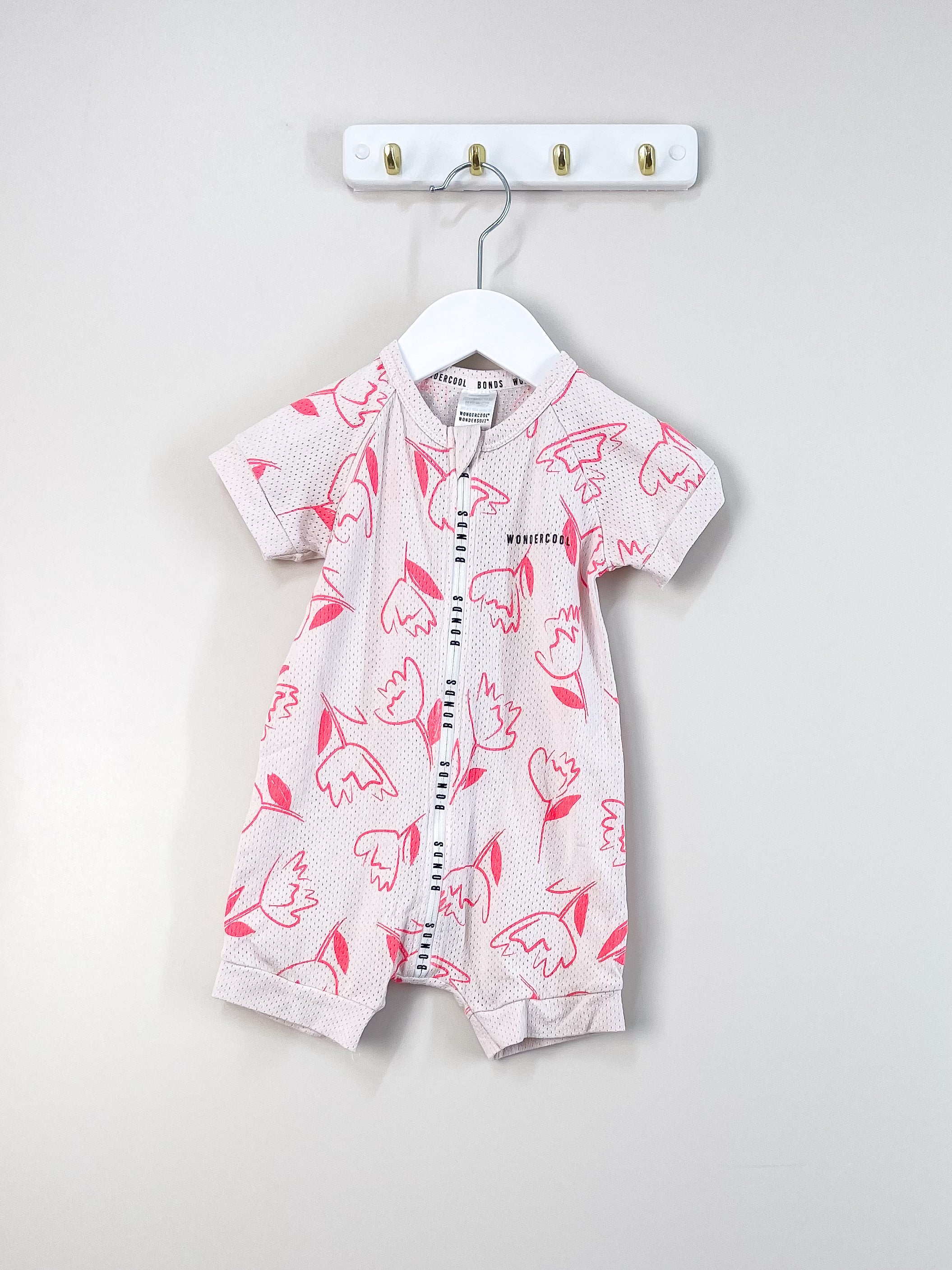 Bonds wondercool wondersuit (6-12m)
