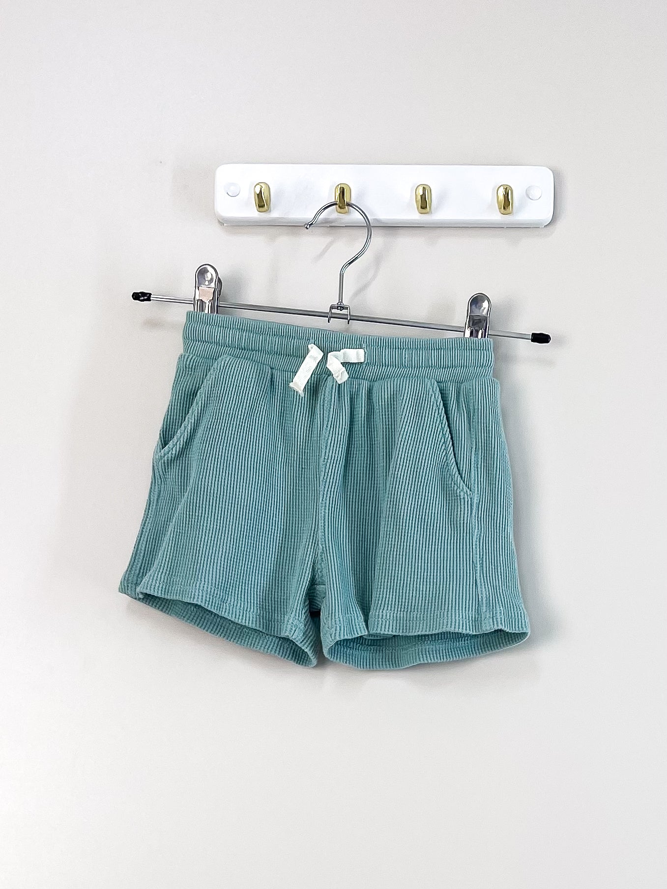 H&M waffle shorts (6-9m)
