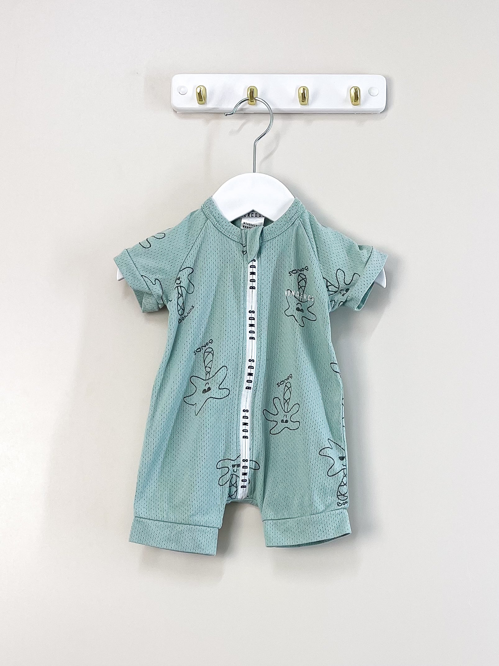 Bonds wondercool wondersuit - palm trees (0-3m)