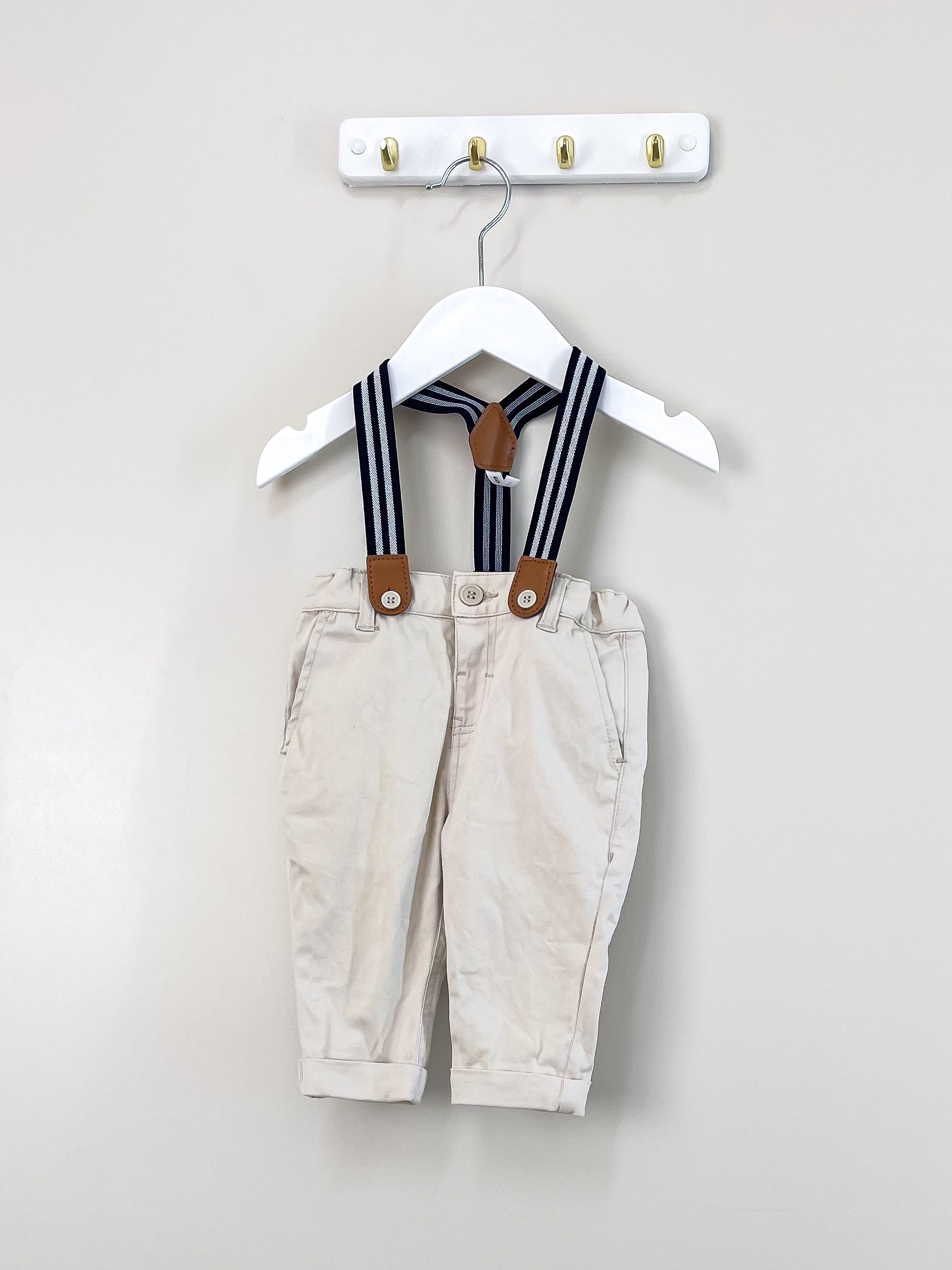 Teeny Weeny suspender pants (3-6m)