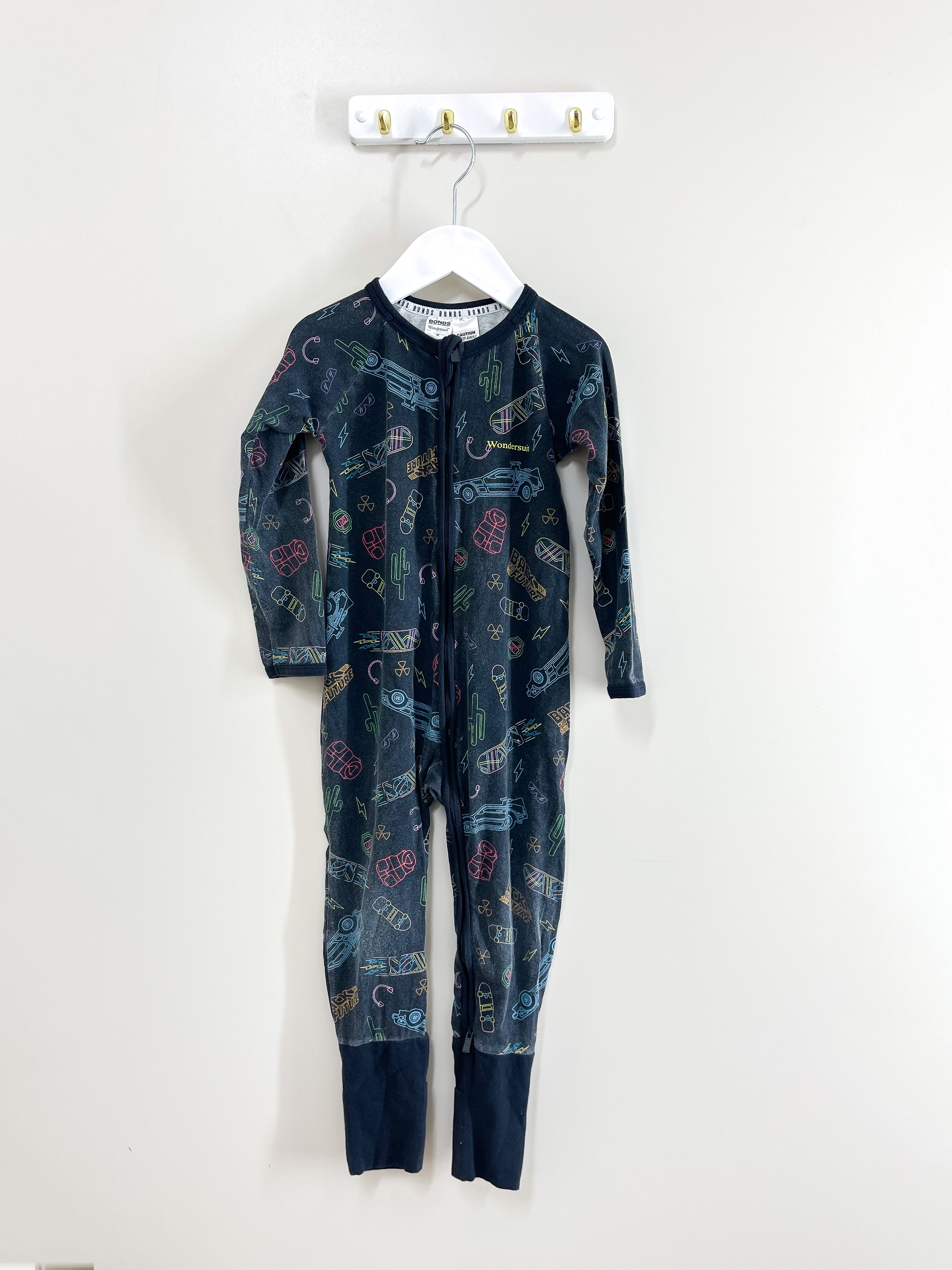 Bonds x Back To The Future wondersuit (3y)