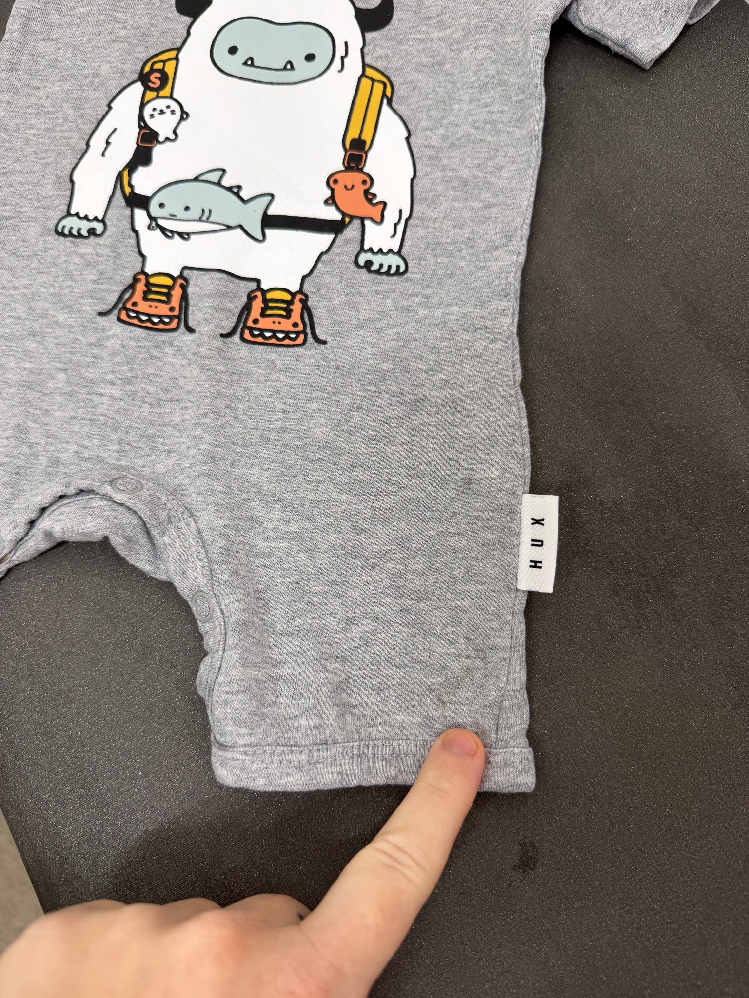 Hux organic yeti short romper (0-3m)