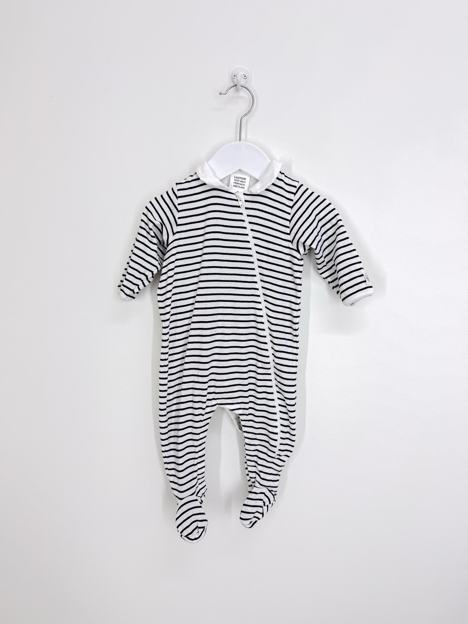 Petit Bateau organic striped zipsuit (6m)