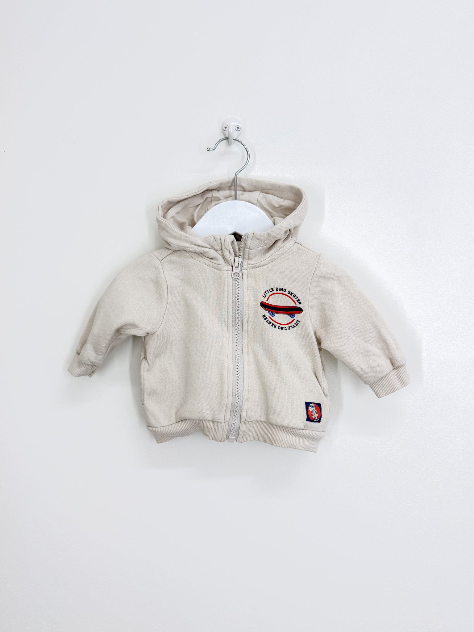 Teeny Weeny dino skater zip hoodie (0-3m)