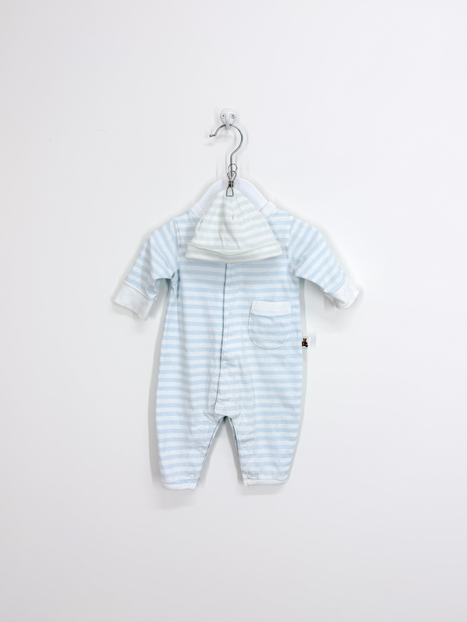 Vintage Gap stripe button onesie + beanie '00 (0-3m)