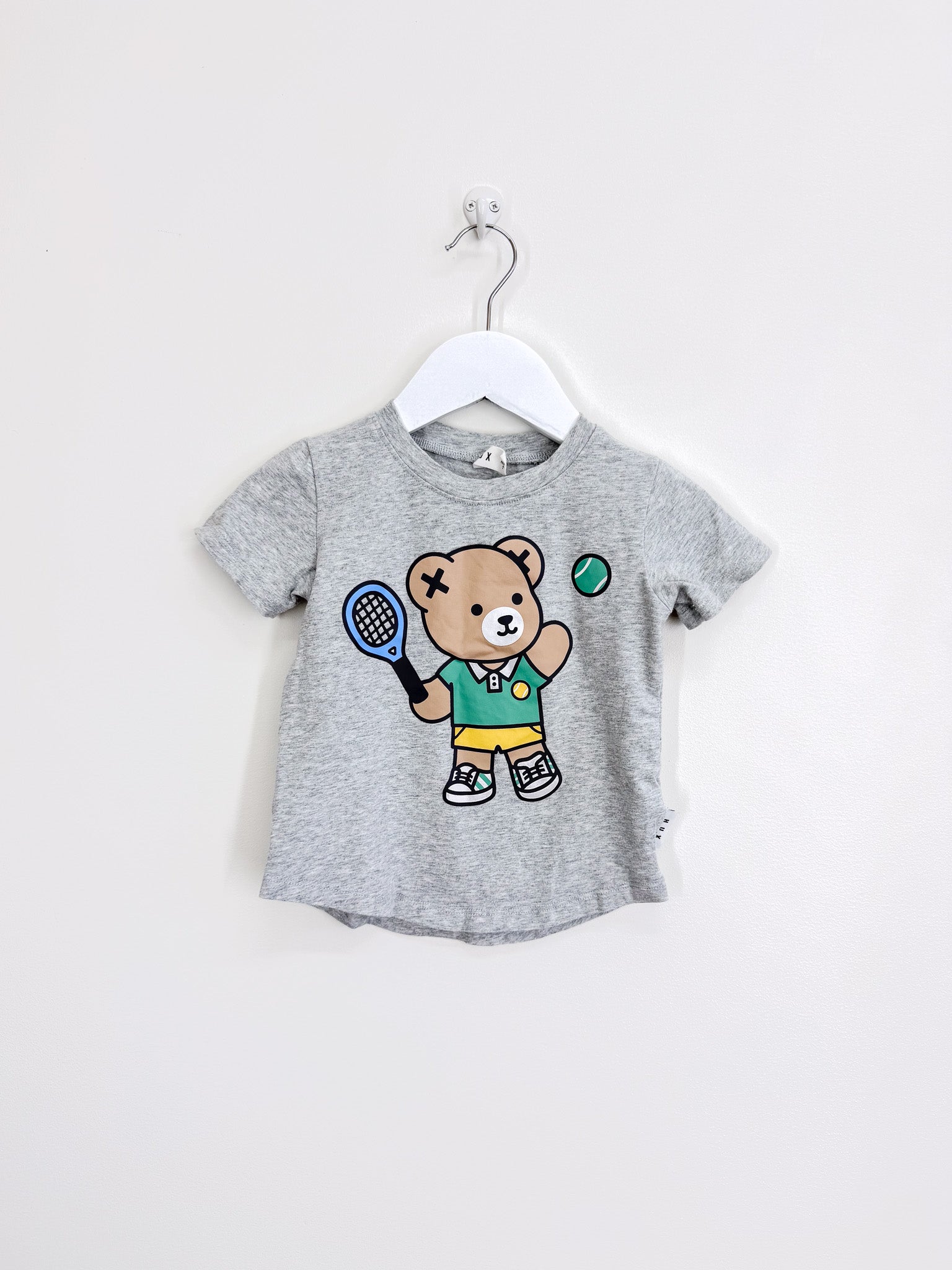 Hux organic tennis tee (18-24m)