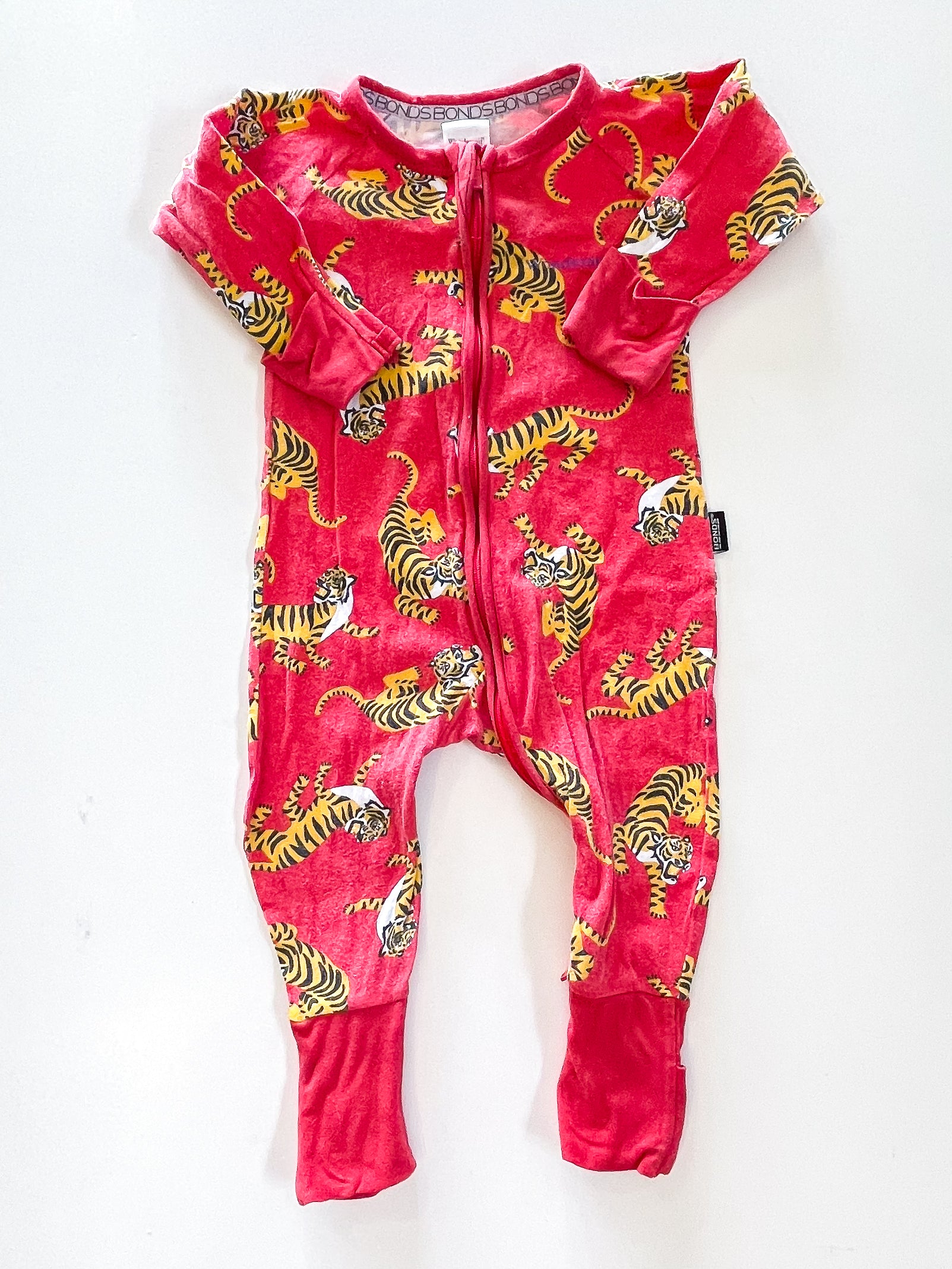 Bonds wondersuit - tigers (3-6m)