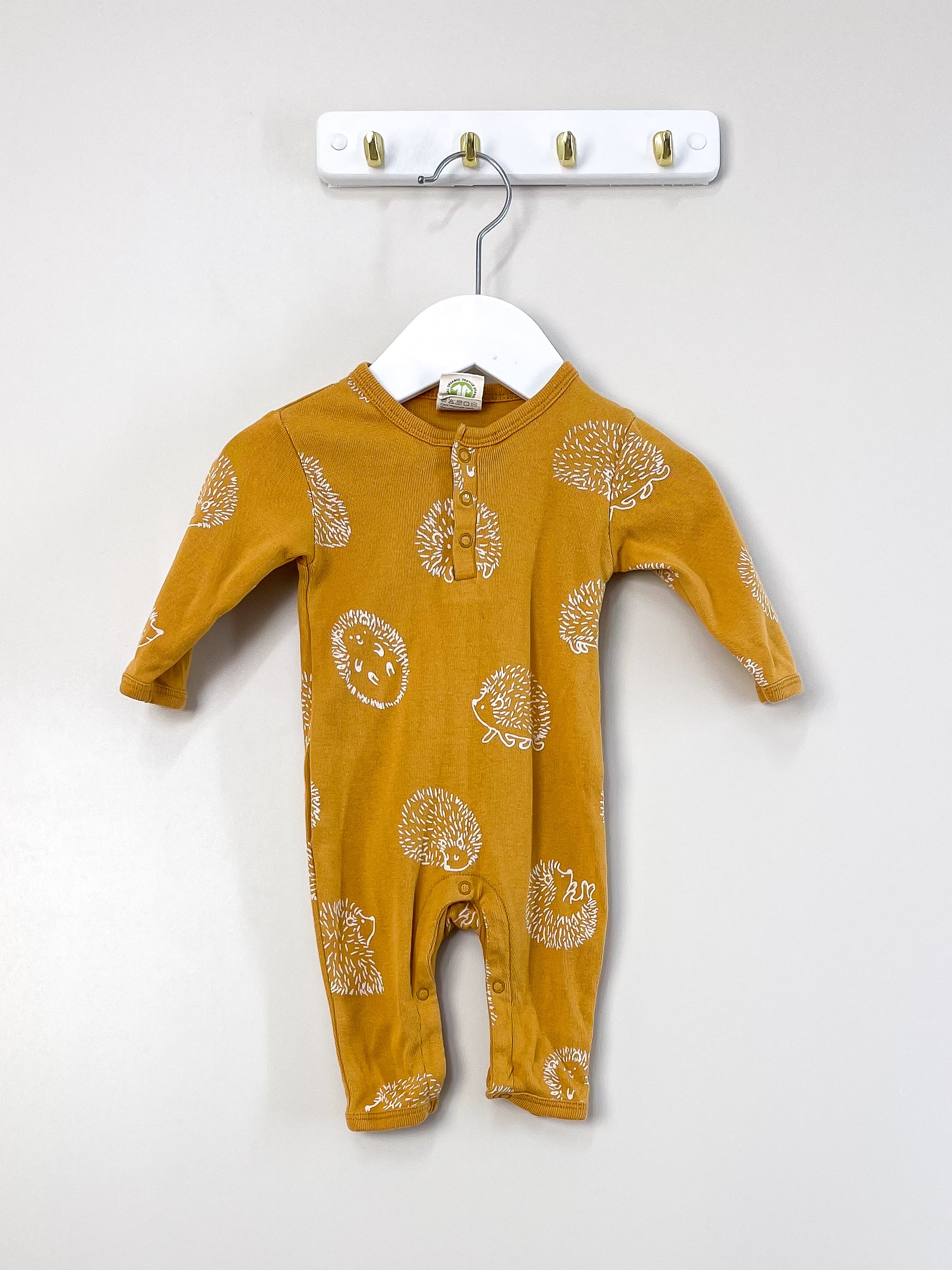 Nature Baby organic henley PJ suit - happy hedgehogs (0-3m)