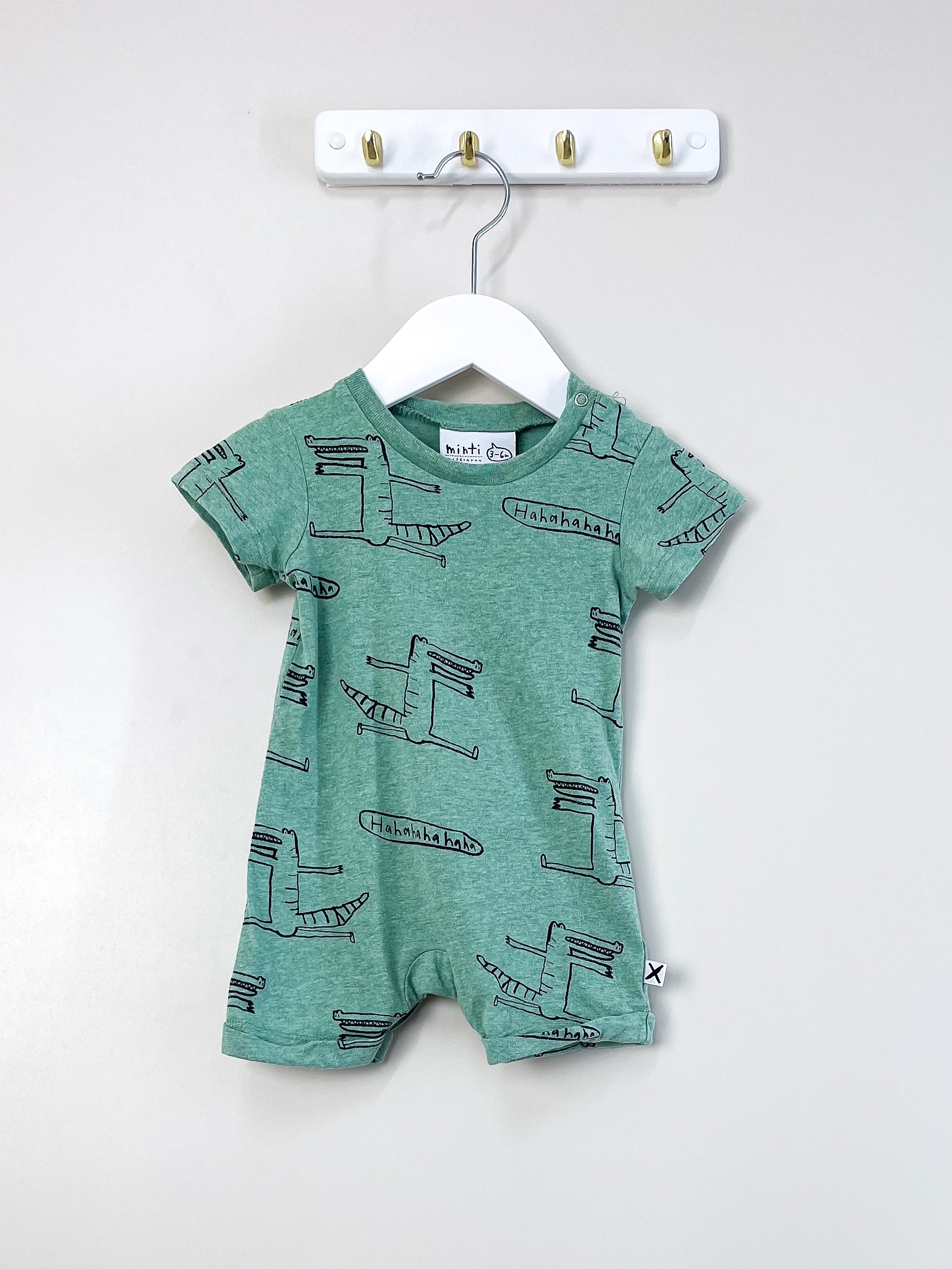 Minit alligator shortie suit (3-6m)