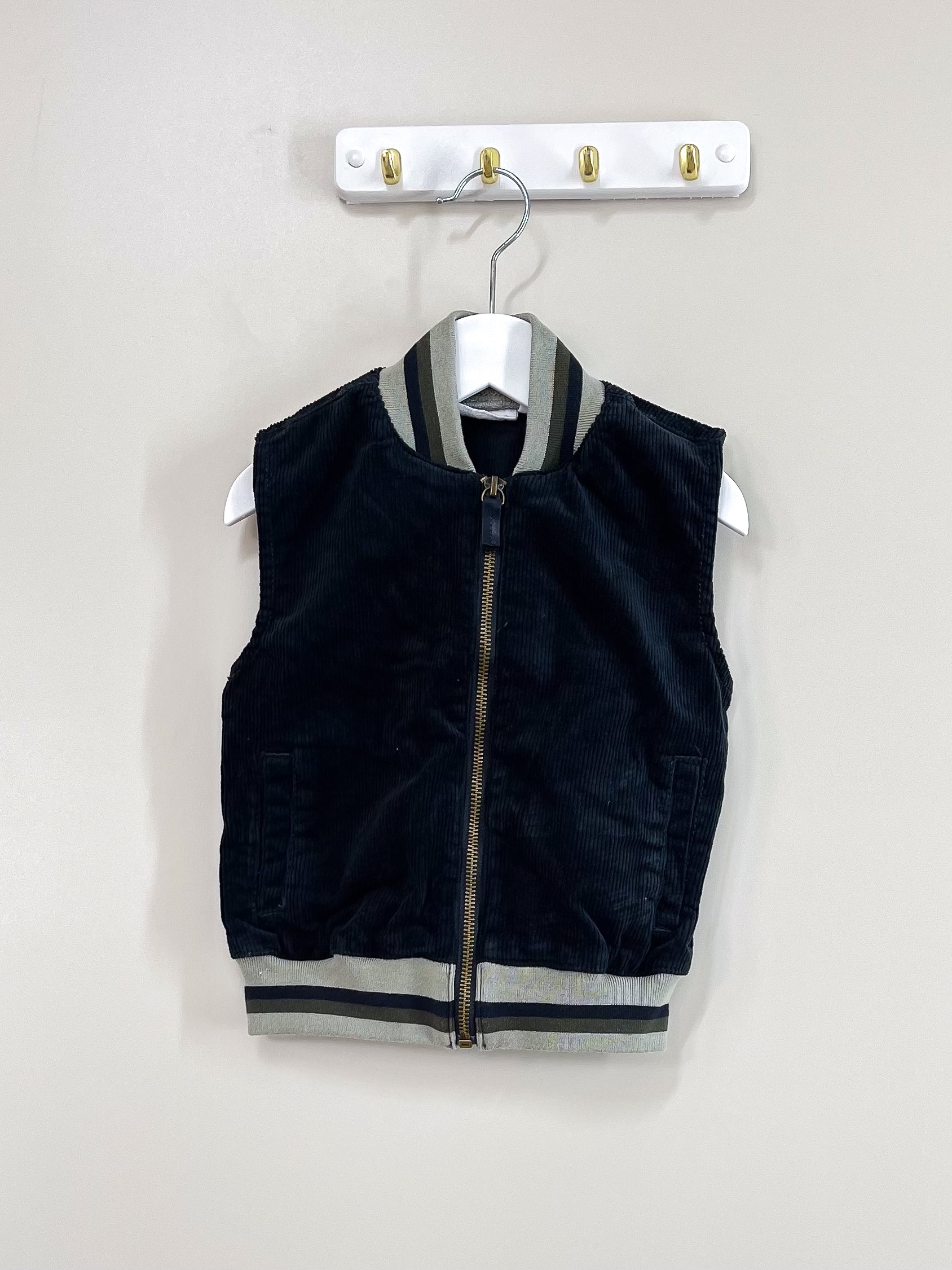 Jamie Kay jack cord vest (3y)