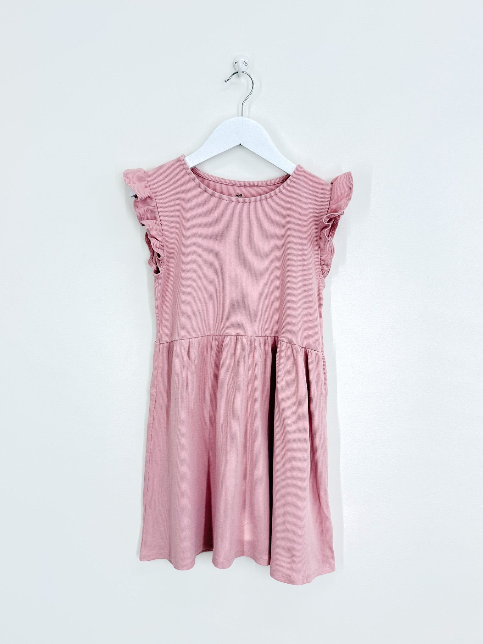 H&M flutter sleeve rib dress (9-10y)
