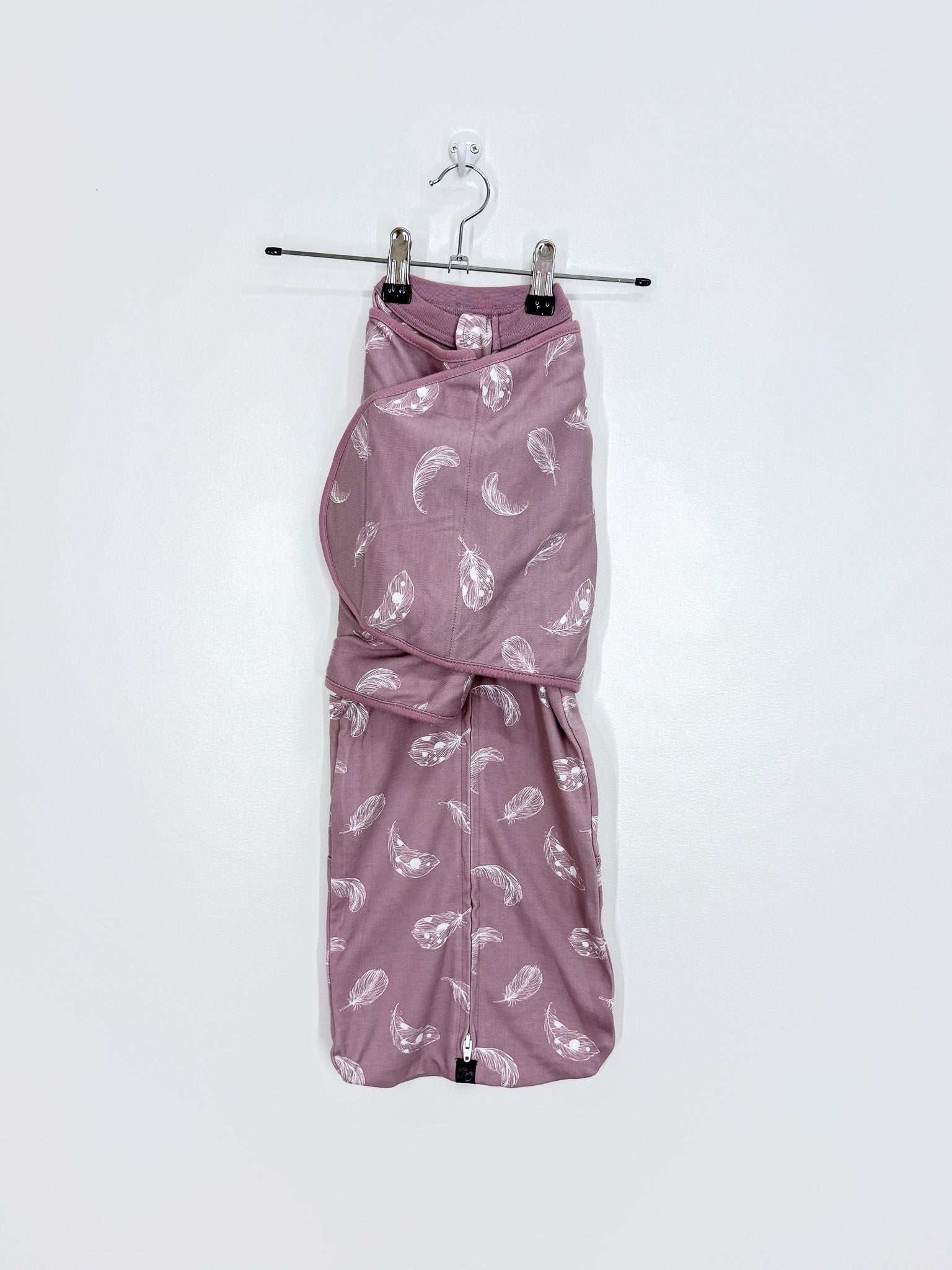 BNWOT Mum 2 Mum swaddle (sml)