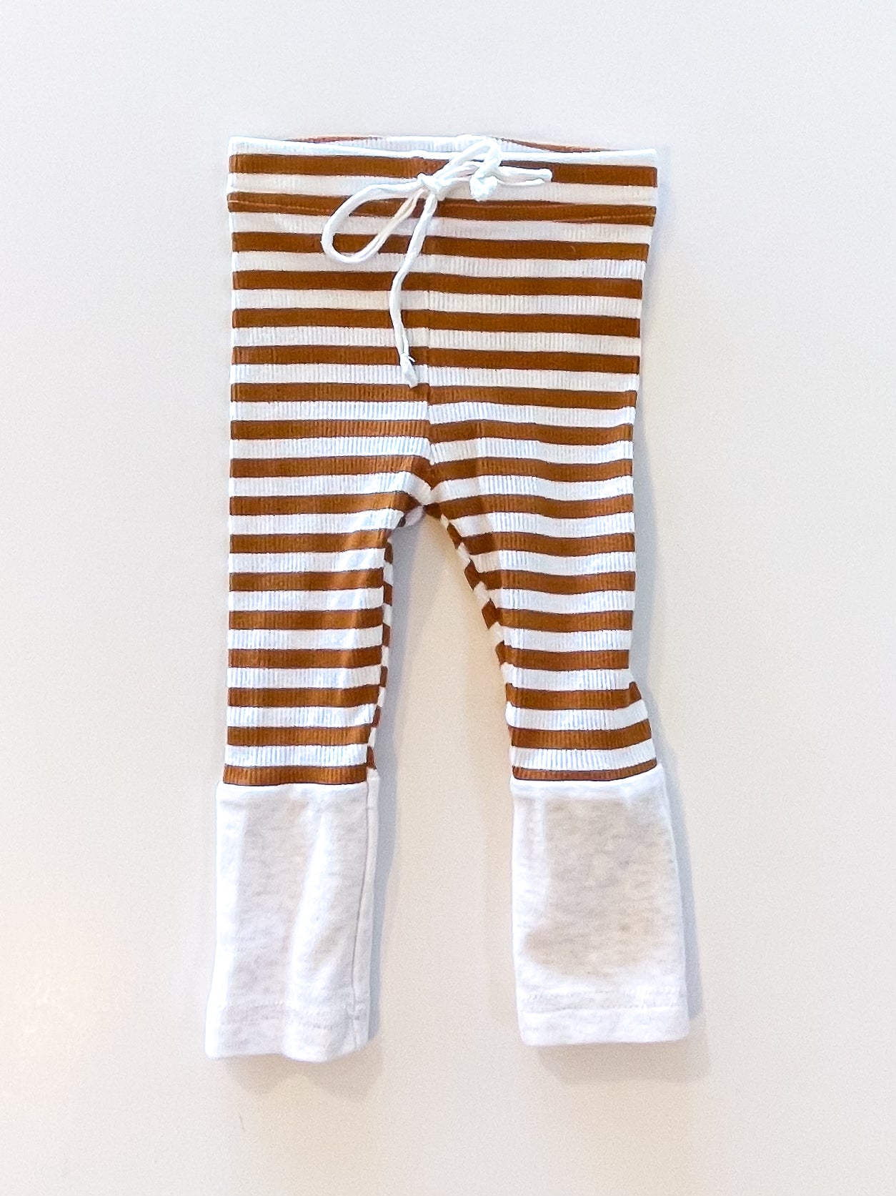 Bencer & Hazelnut ribbed leggings (3-6m)