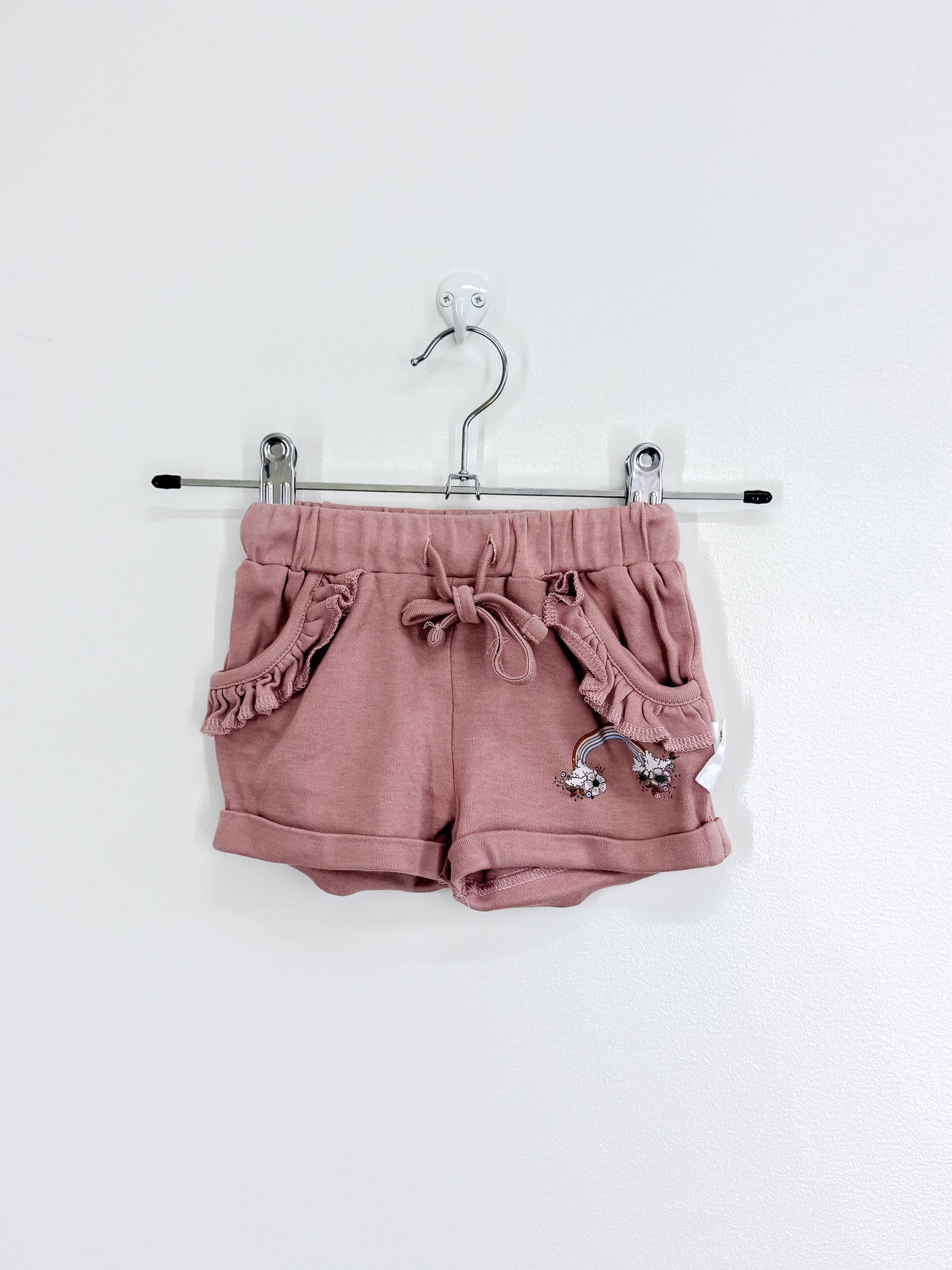 Aster & Oak organic rainbow ruffle shorts (6-12m)