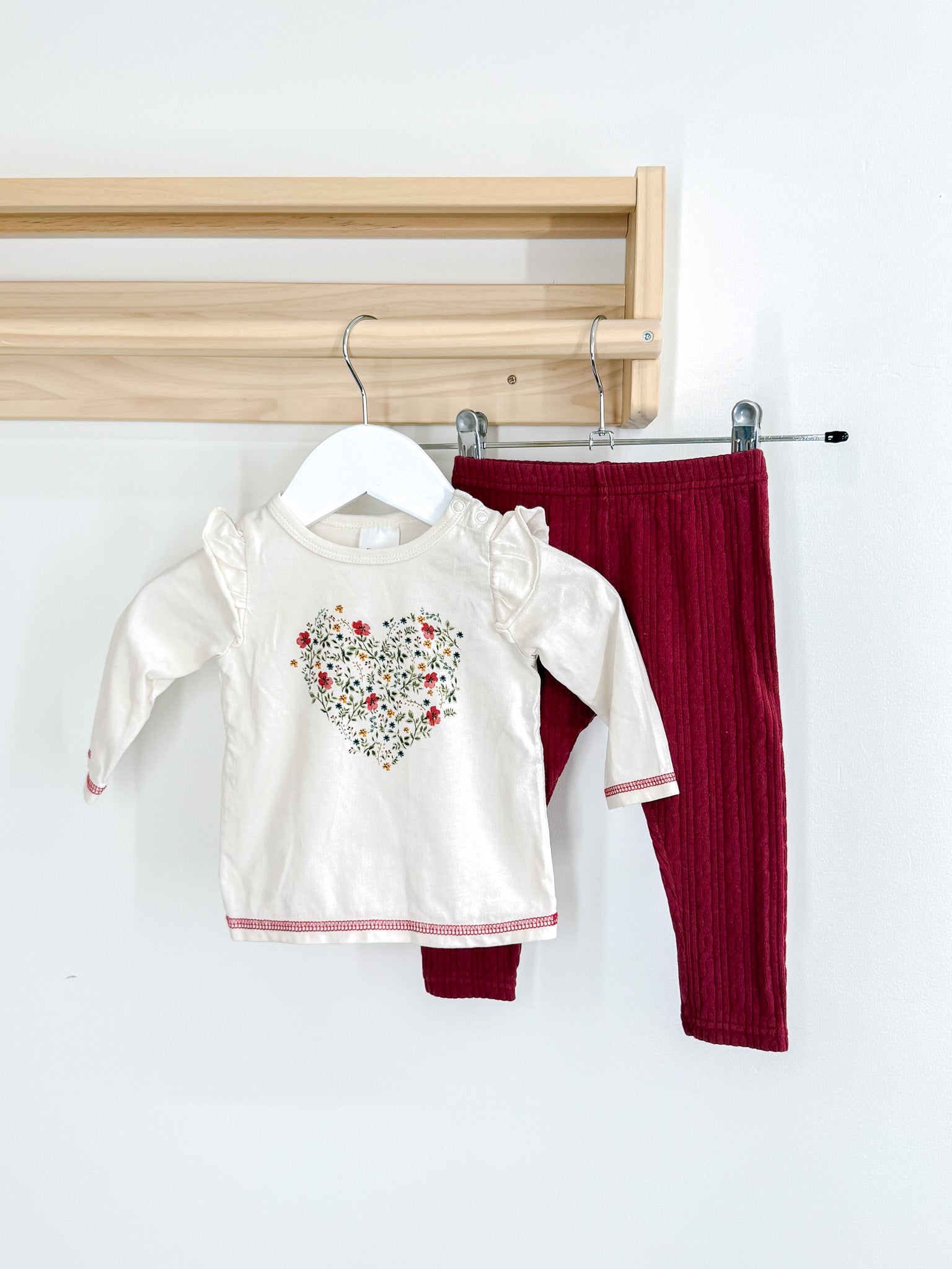 Teeny Weeny floral heart tee + leggings set (3-6m)