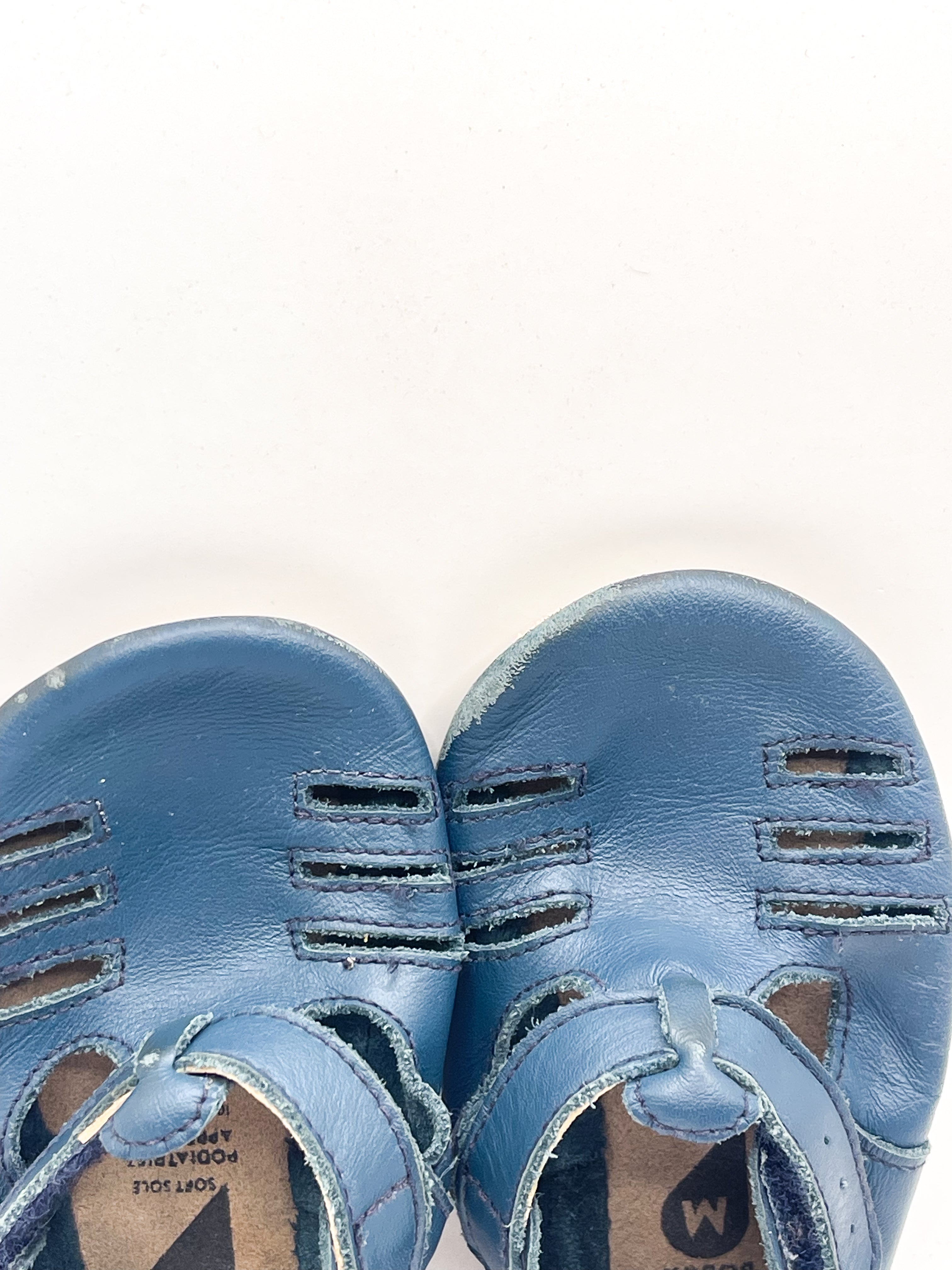 Bobux navy slip on shoes (9-15m)