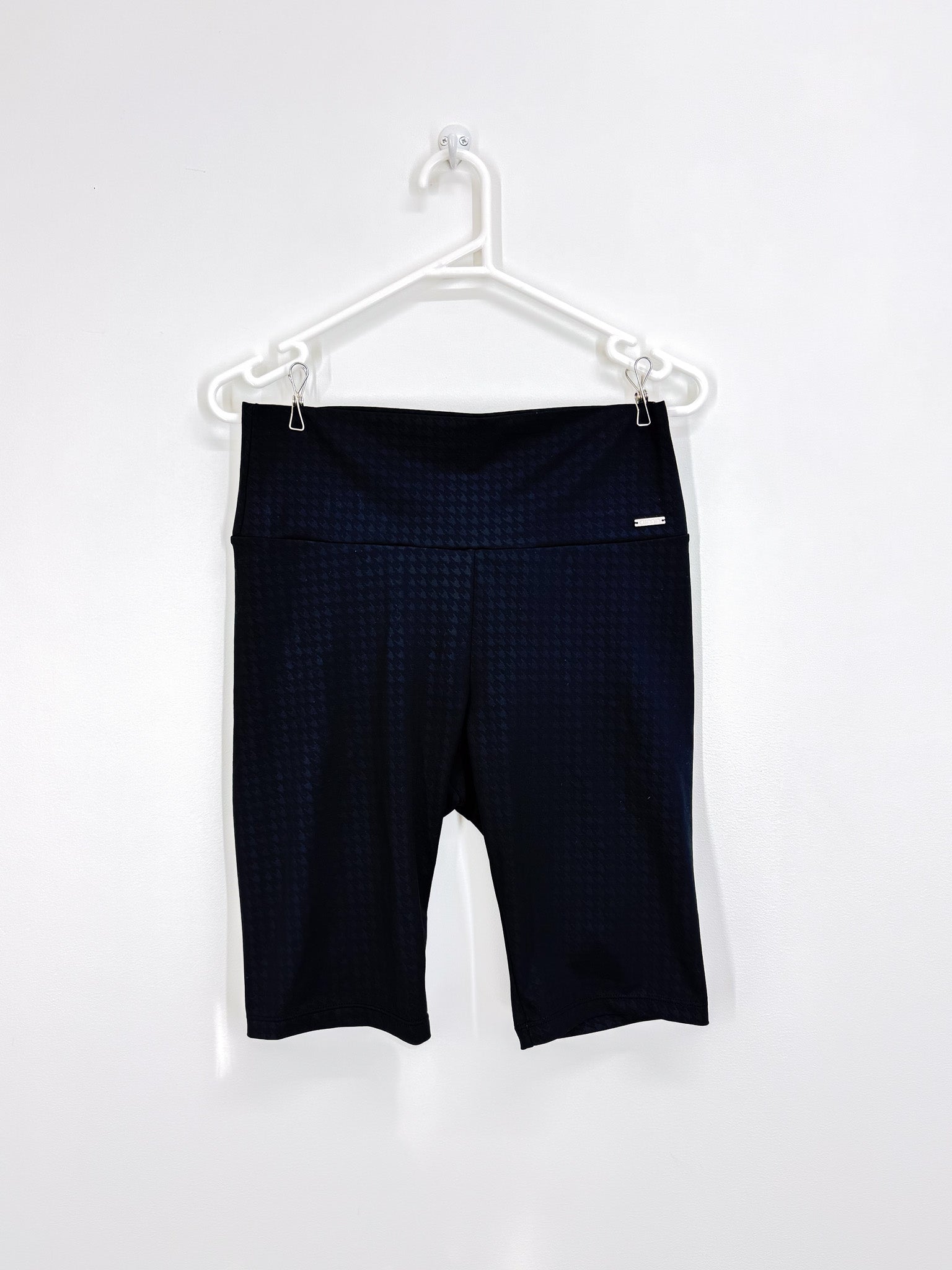 Aim'n black dogtooth biker shorts (10-12)