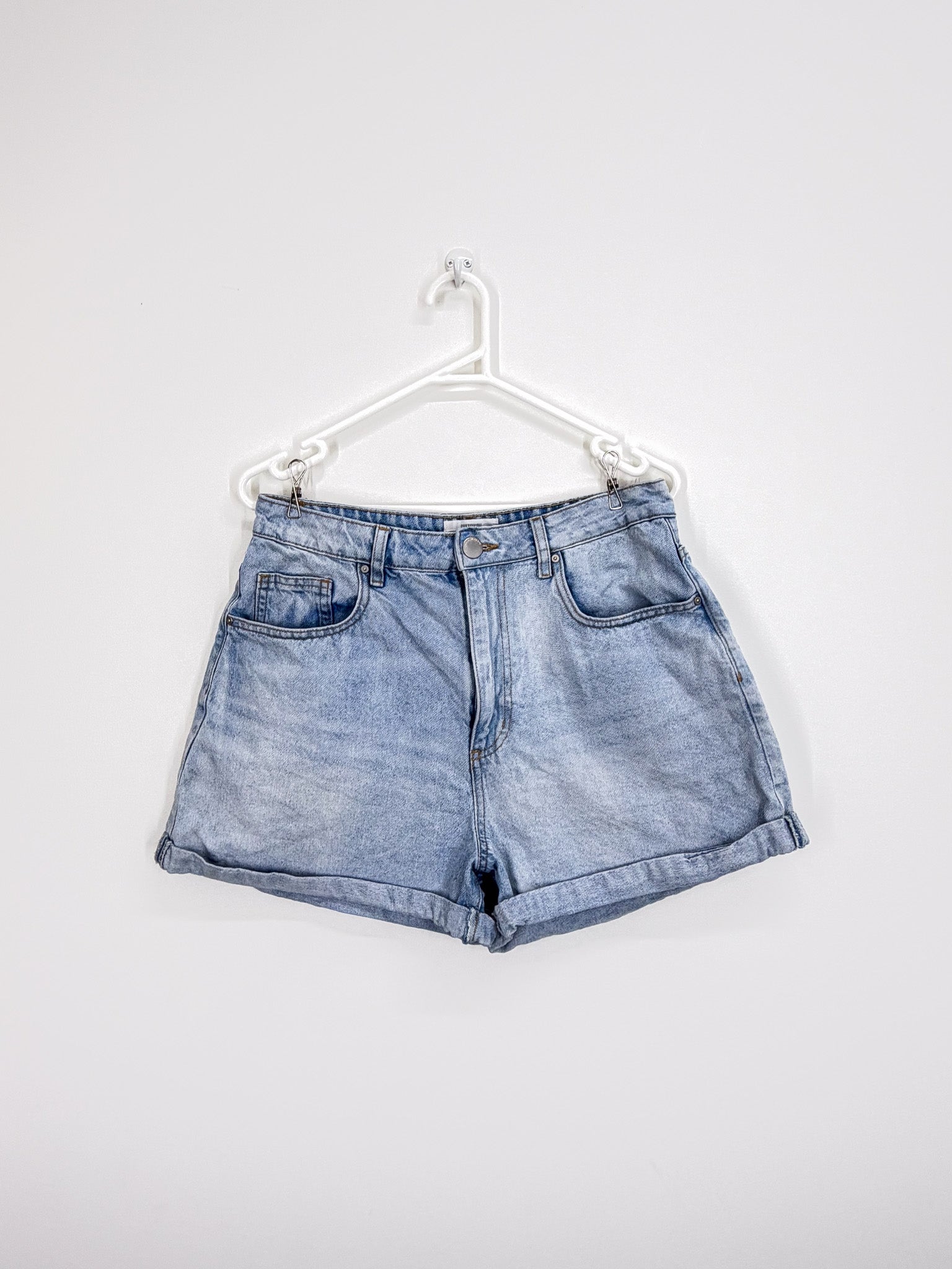 Cotton On high rise flashback denim shorts (12)