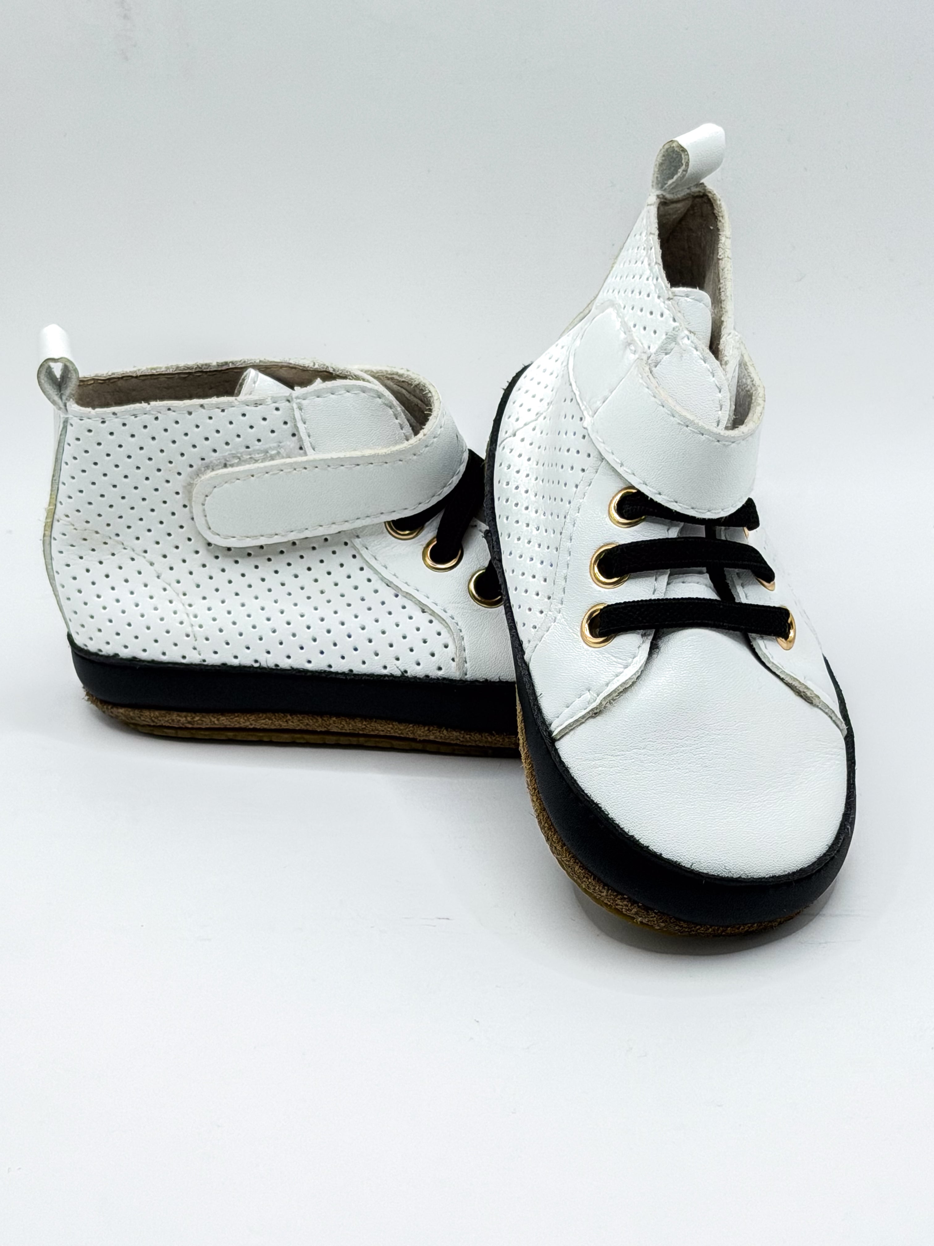 Pretty Brave hi top boots (19-20EU)