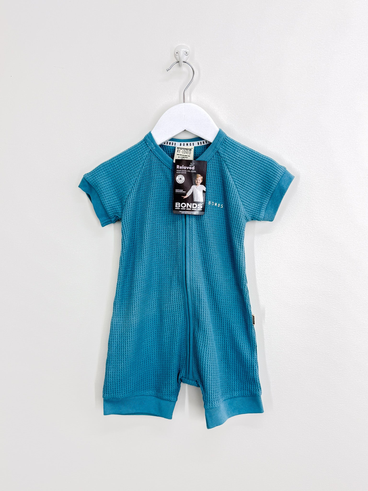 BNWT Bonds re-loved waffle suit (6-12m)