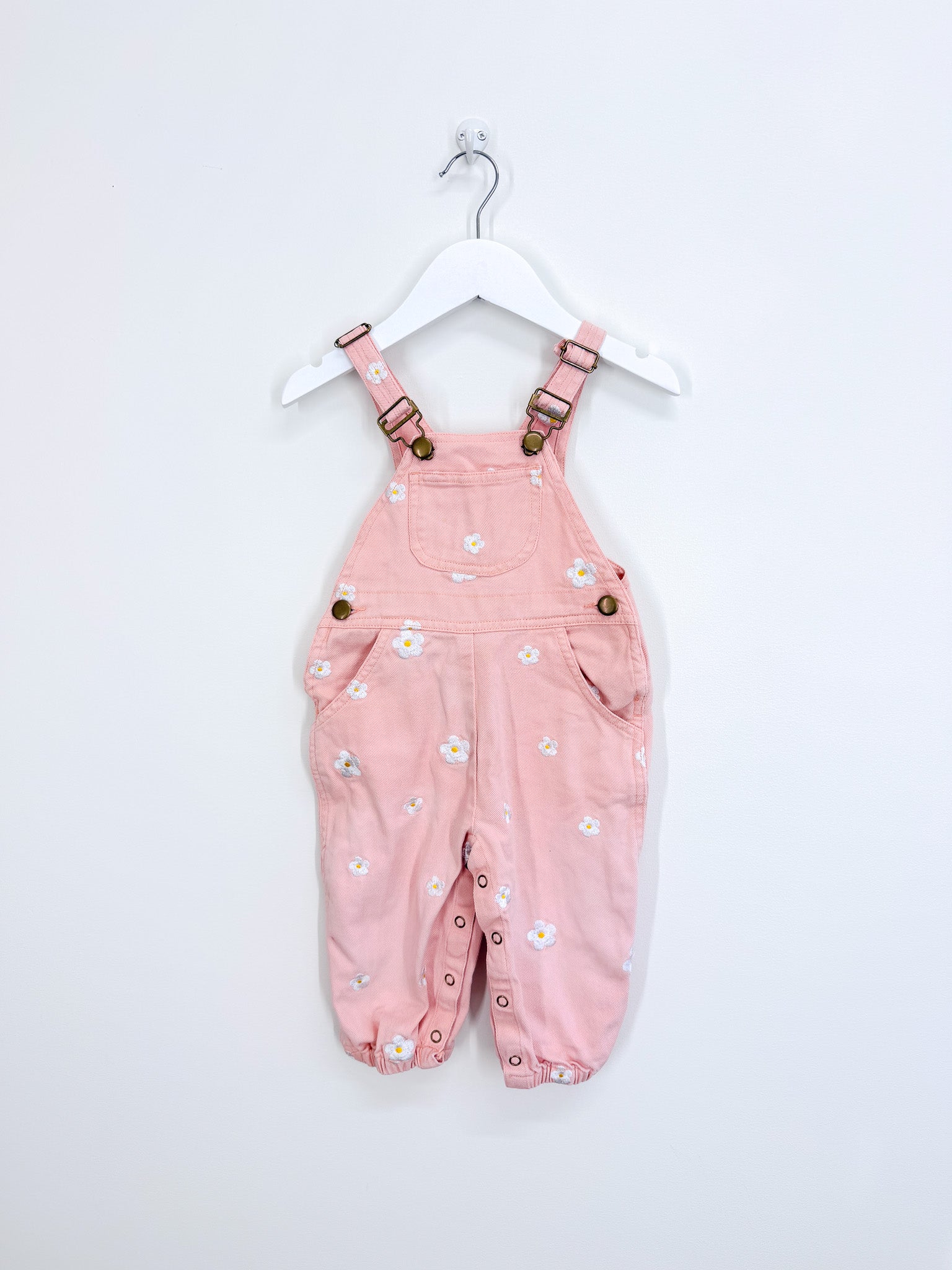 Blossom + Pear pink denim floral overalls (2y)