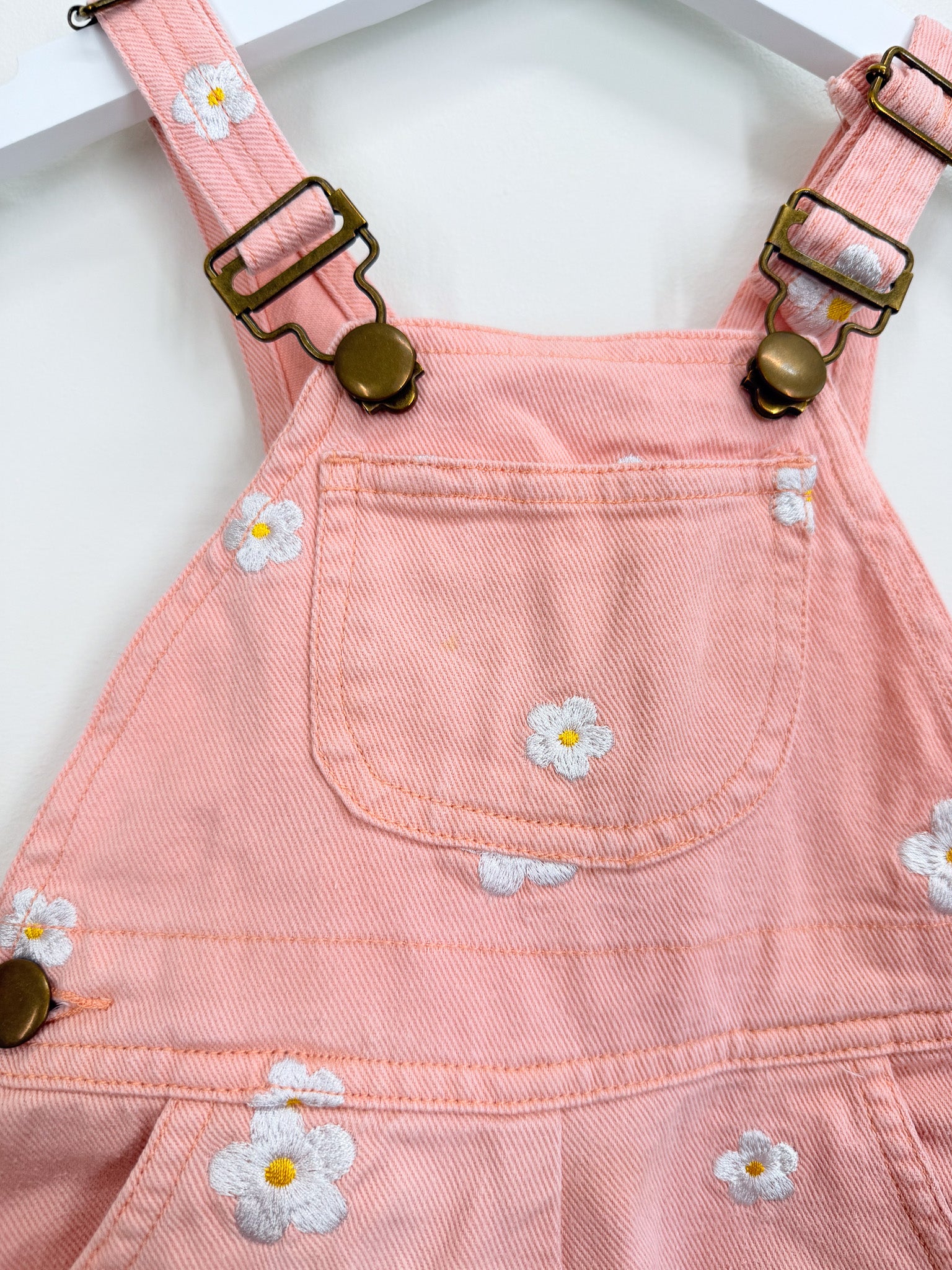Blossom + Pear pink denim floral overalls (2y)