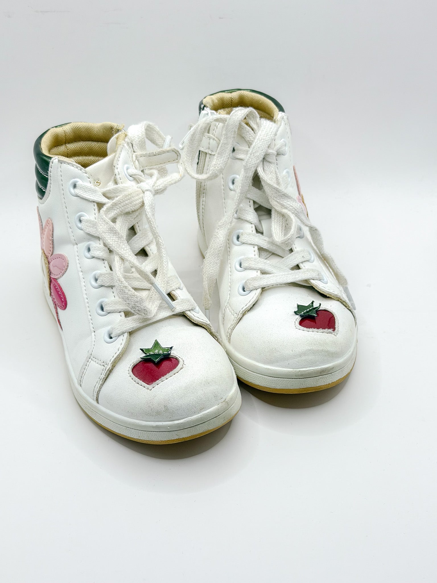 Clarks daria hi top sneakers (28EU)