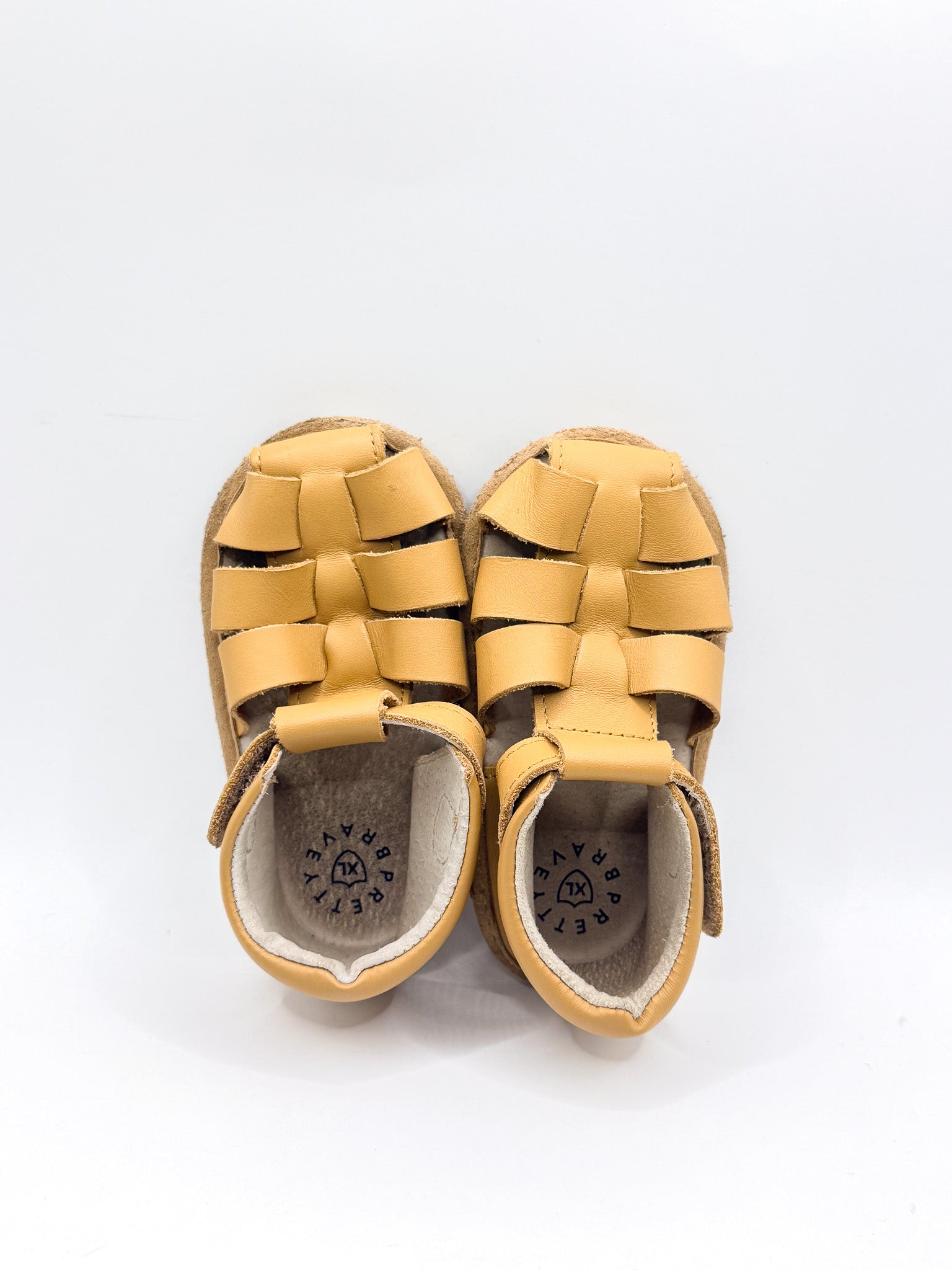 BNWOT Pretty Brave rio sandals - tan (21EU)