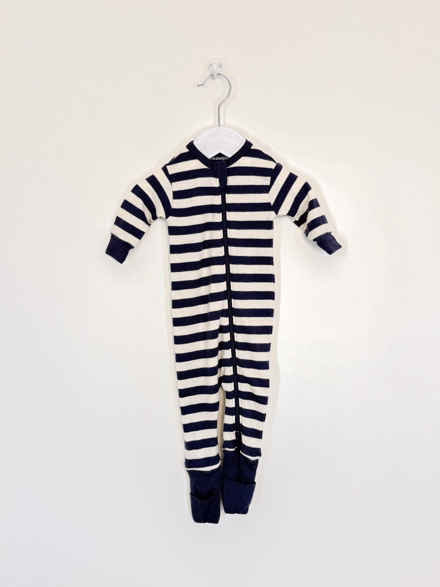 The Sleep Store merino zipsuit w/grippys (0-3m)