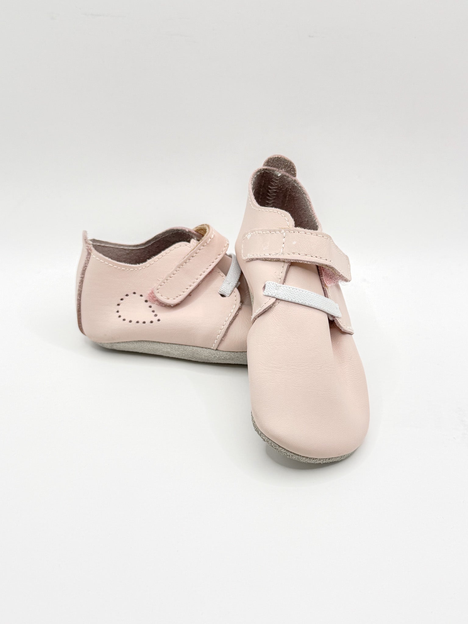 Bobux soft sole grass court shoes (18-19EU)
