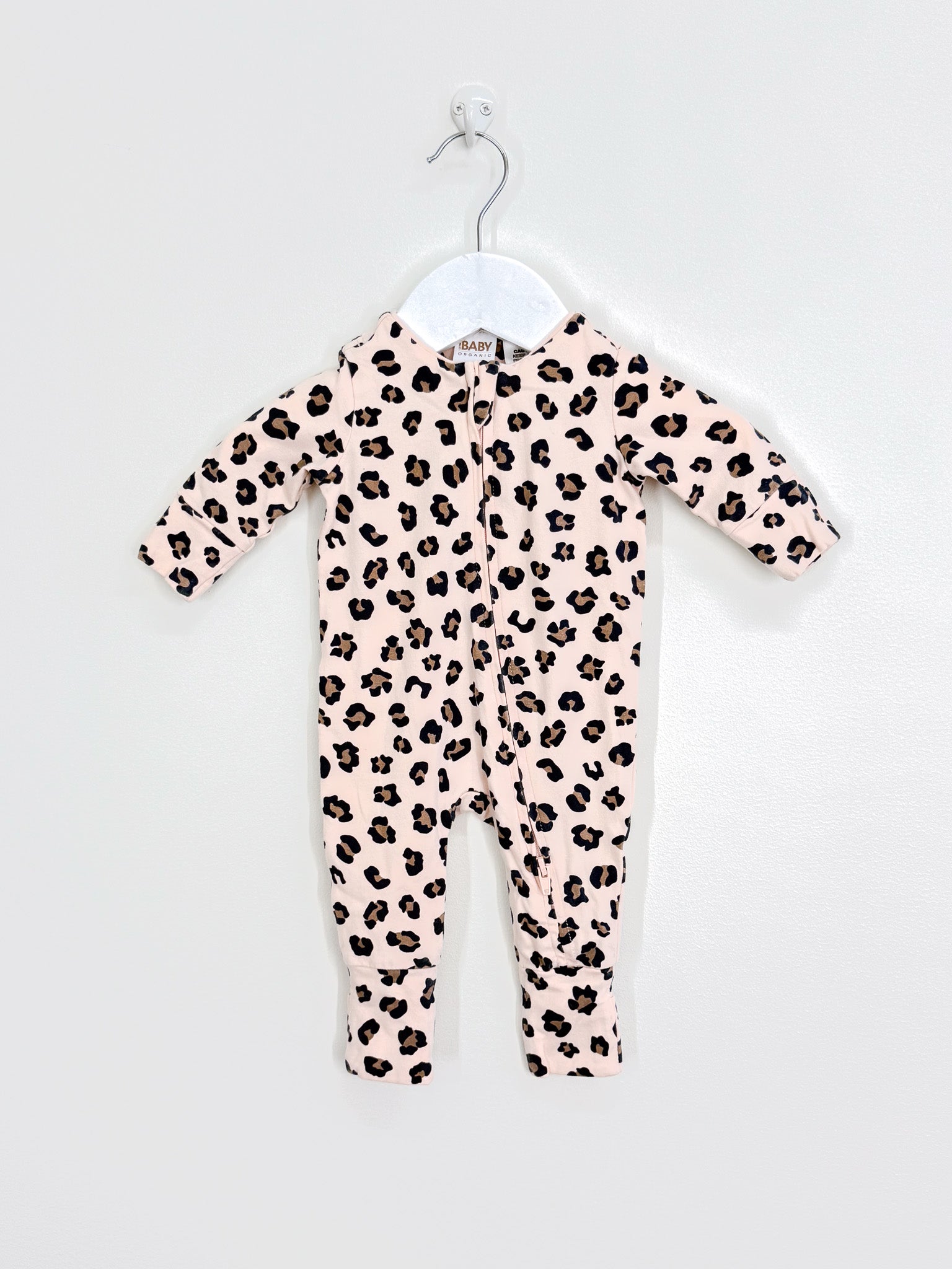 Cotton On Kids organic leopard zipsuit (newborn)