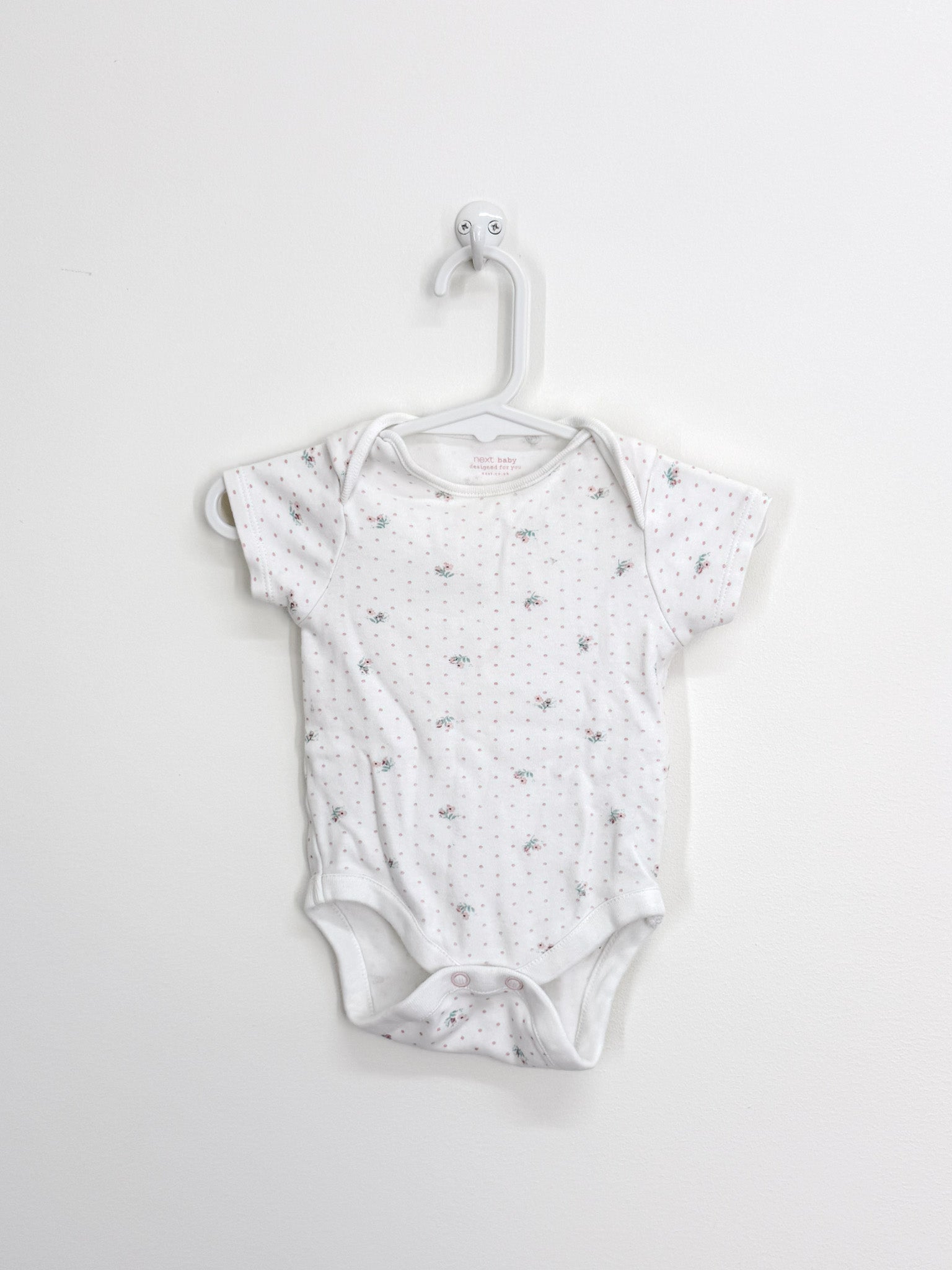 Next bodysuit (0-3m) - SECONDS