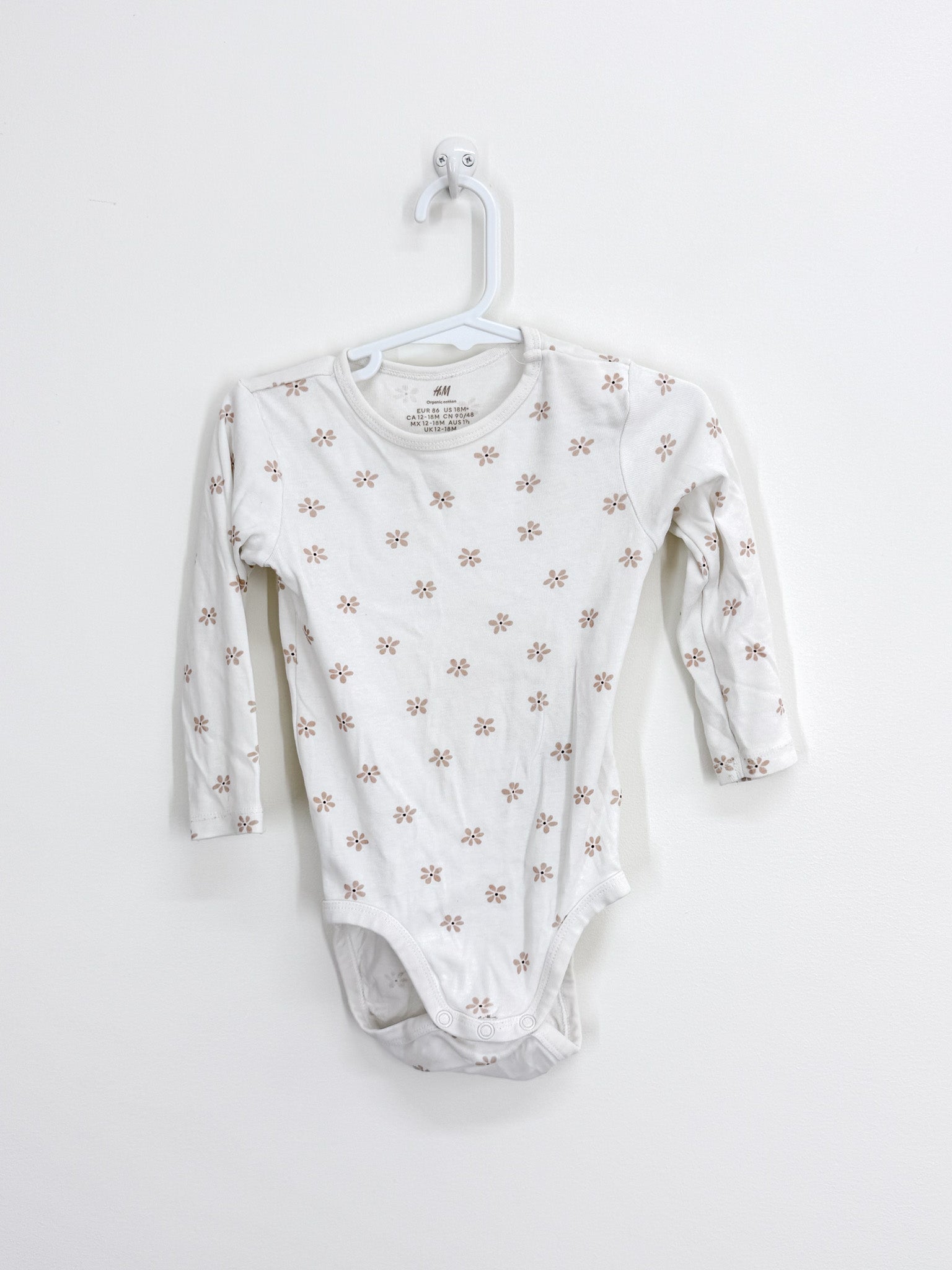 H&M long sleeve bodysuit (12-18m) - SECONDS