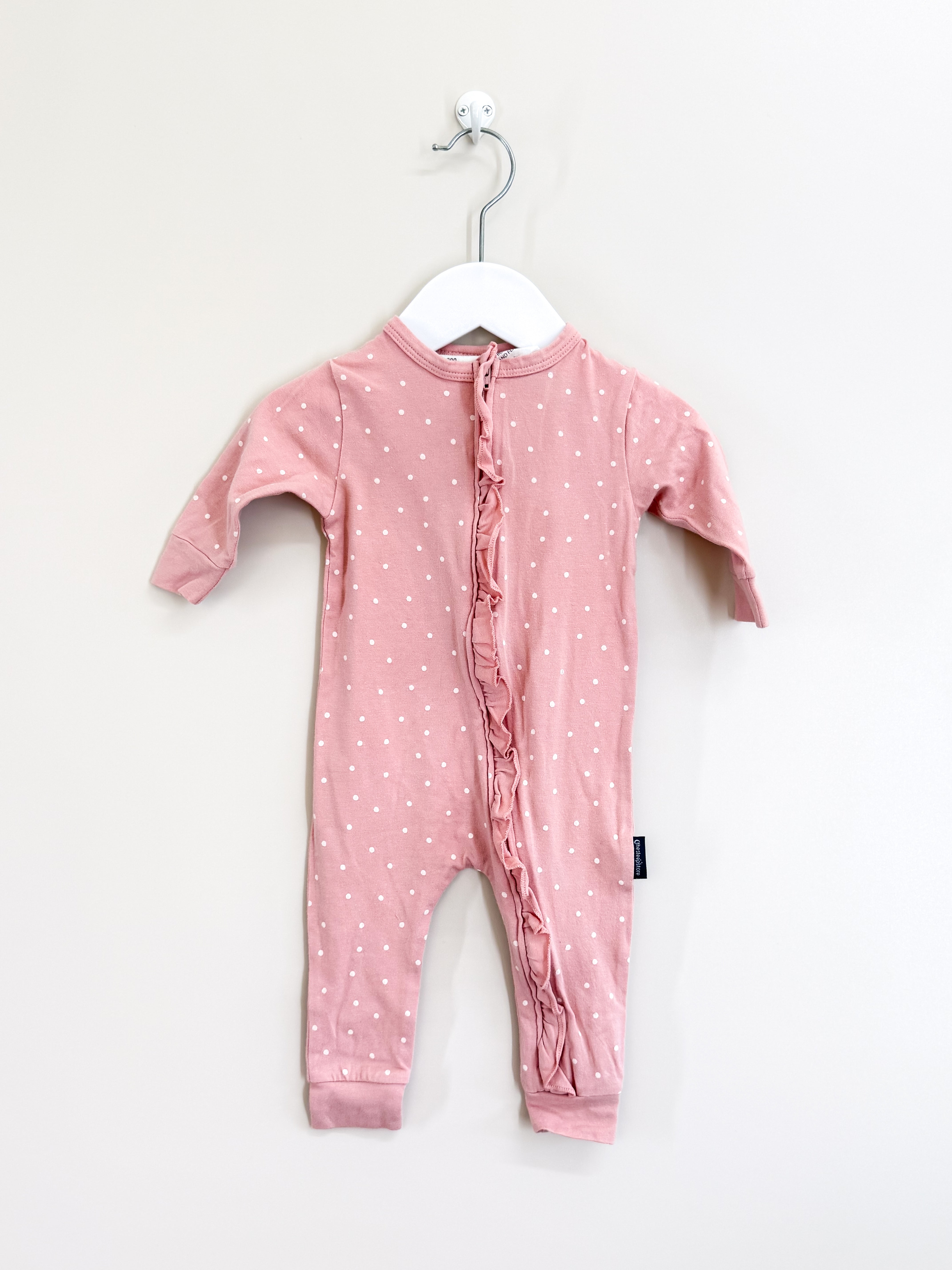 The Sleep Store organic ruffle zipsuit (0-3m)