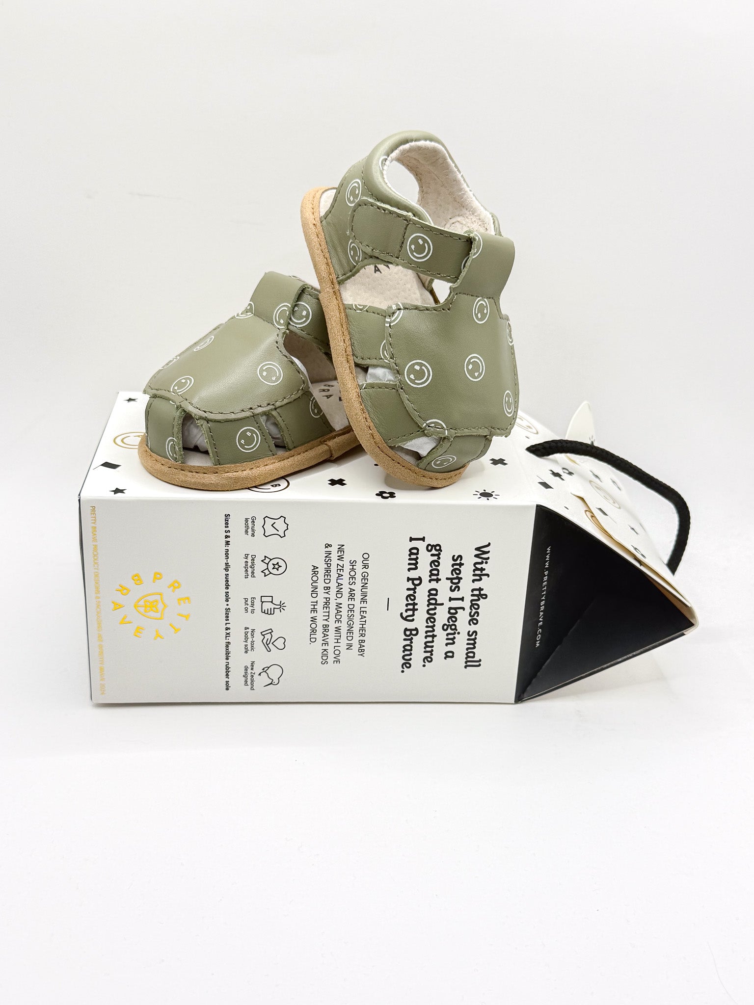 BNWT Pretty Brave milo sandals - khaki smiley (16-17EU)