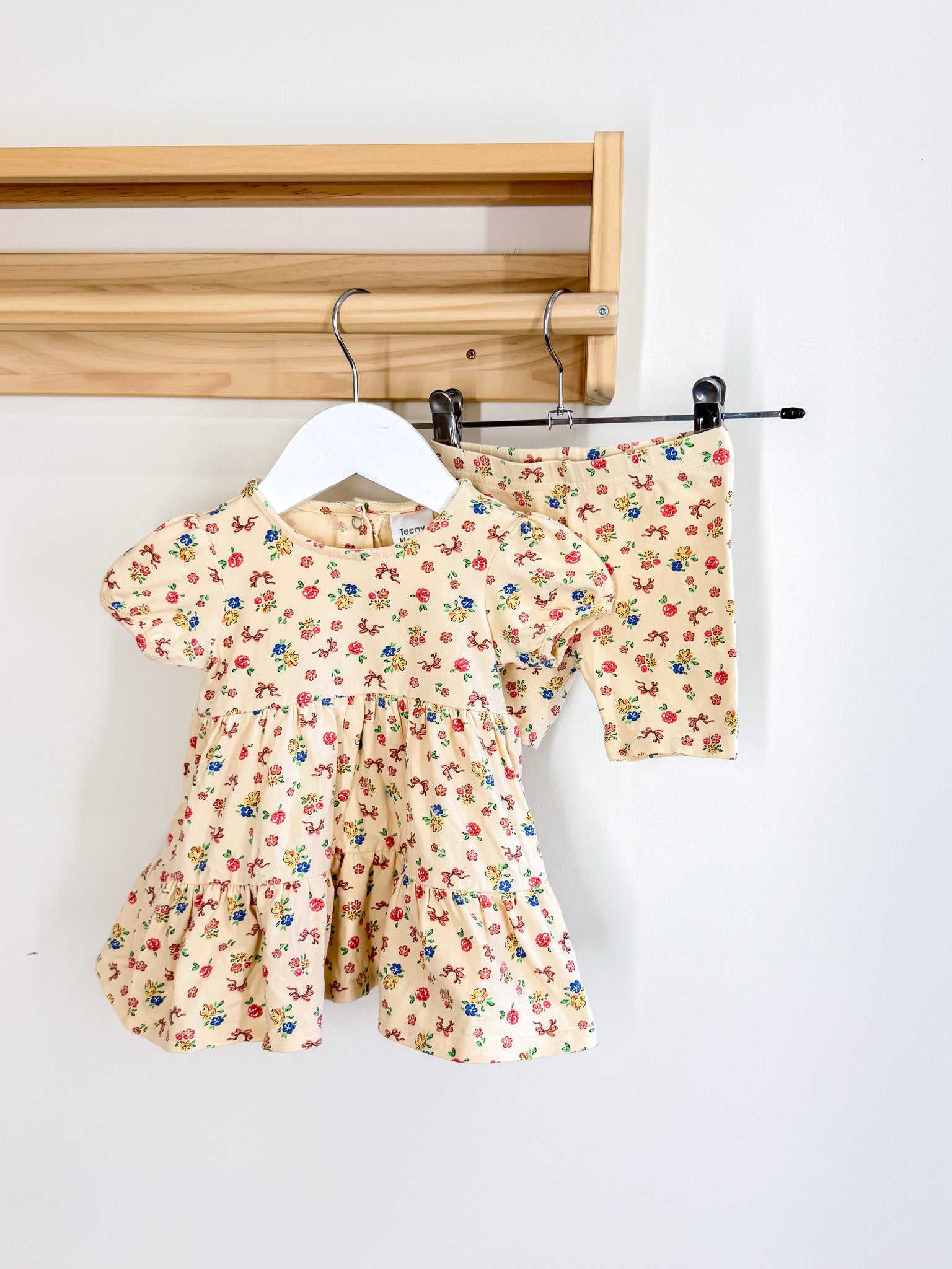 Teeny Weeny dress + bike shorts set (3-6m)
