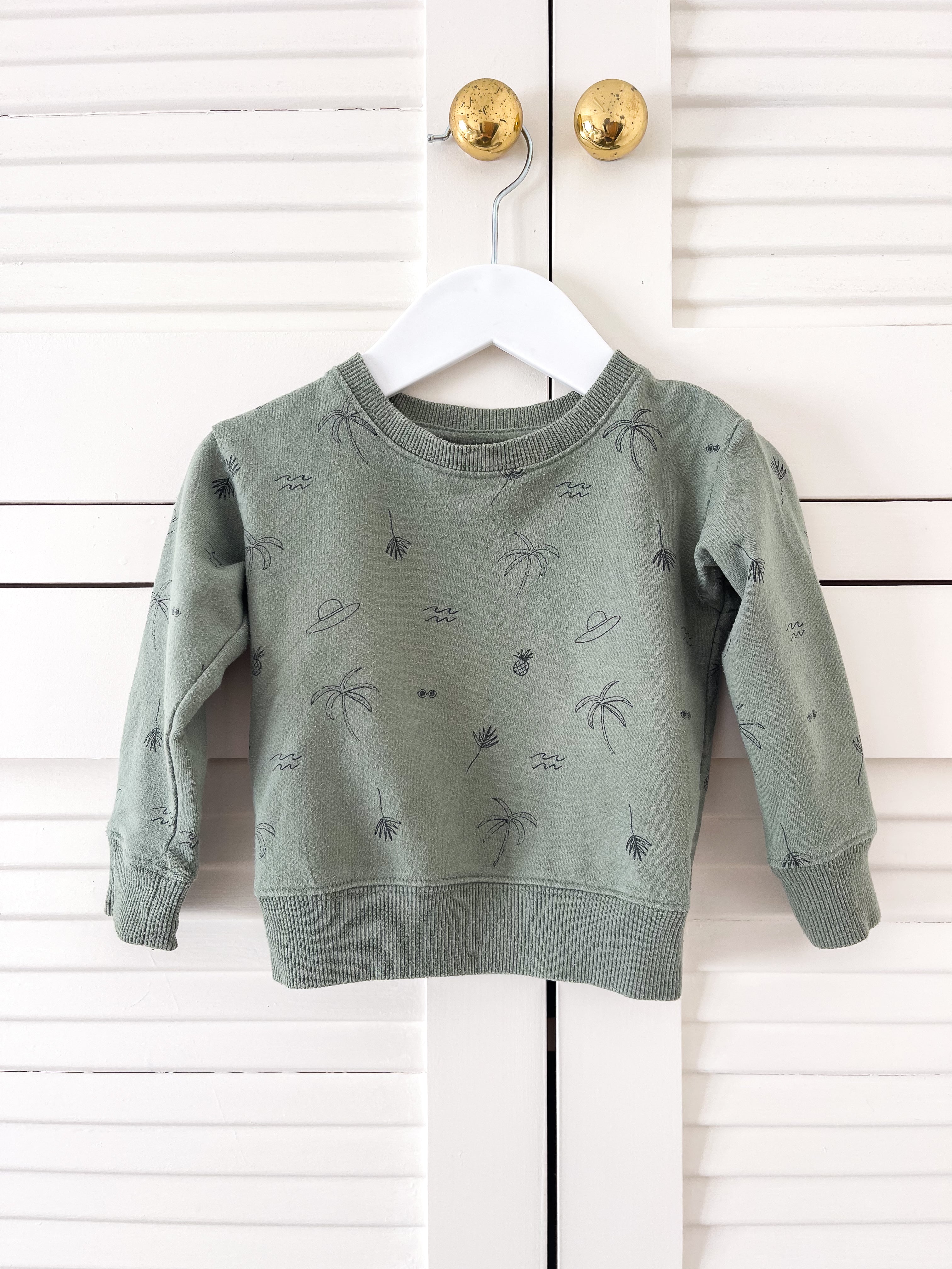 Rylee + Cru beach pullover (3-6m)