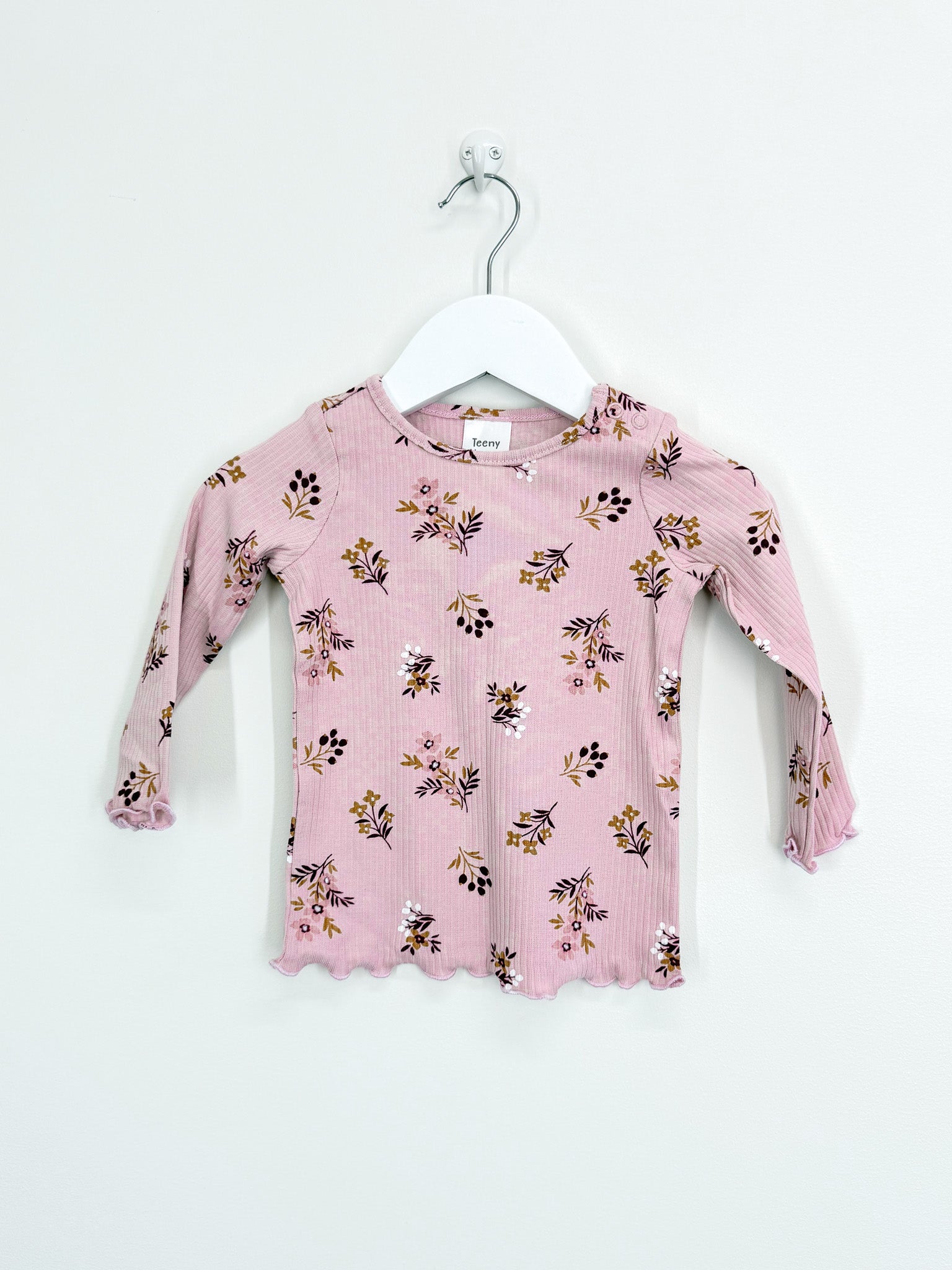 BNWOT Teeny Weeny floral rib tee (12-18m)