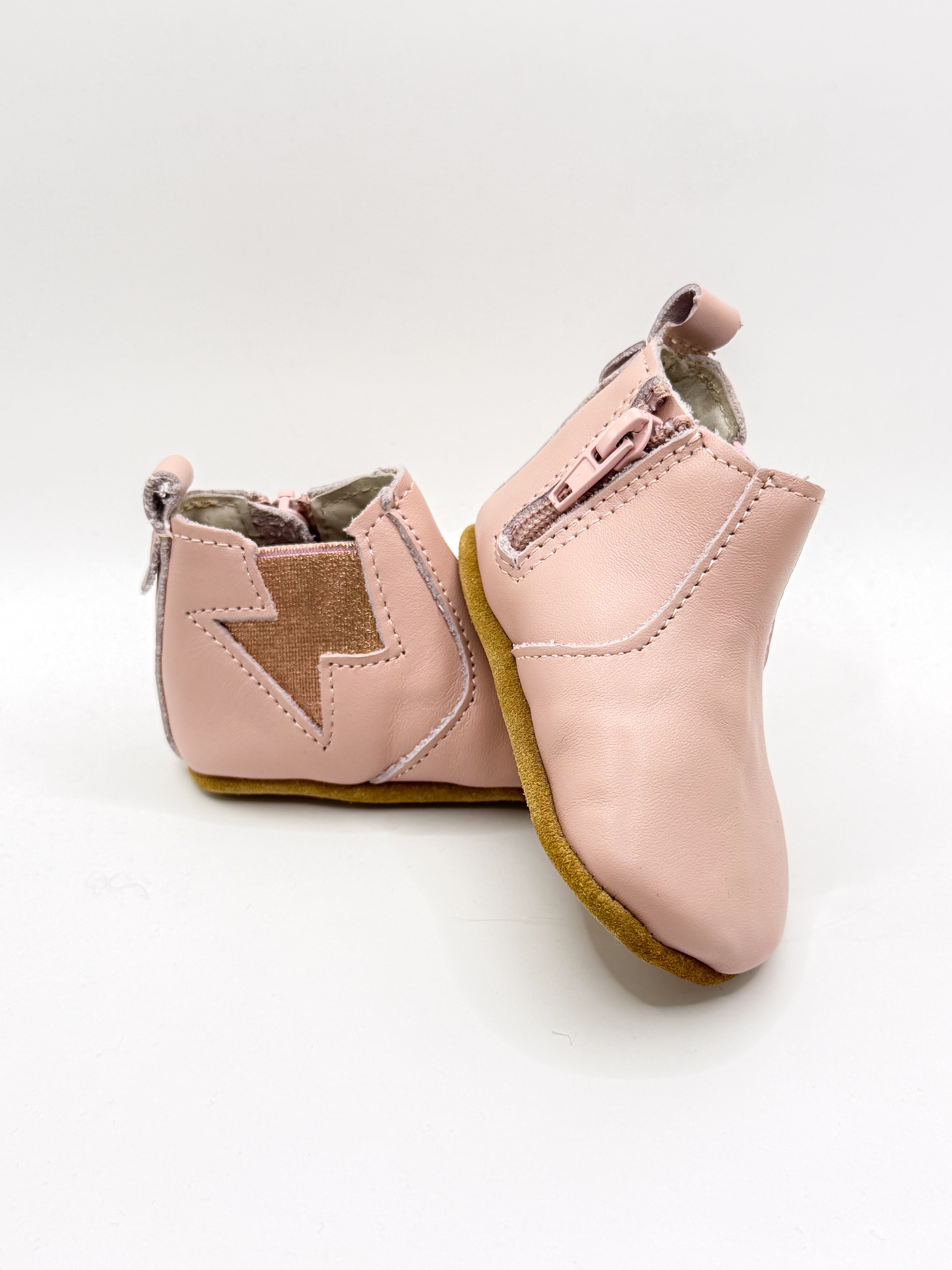 BNWOT Pretty Brave soft sole electric boots (16-17EU)