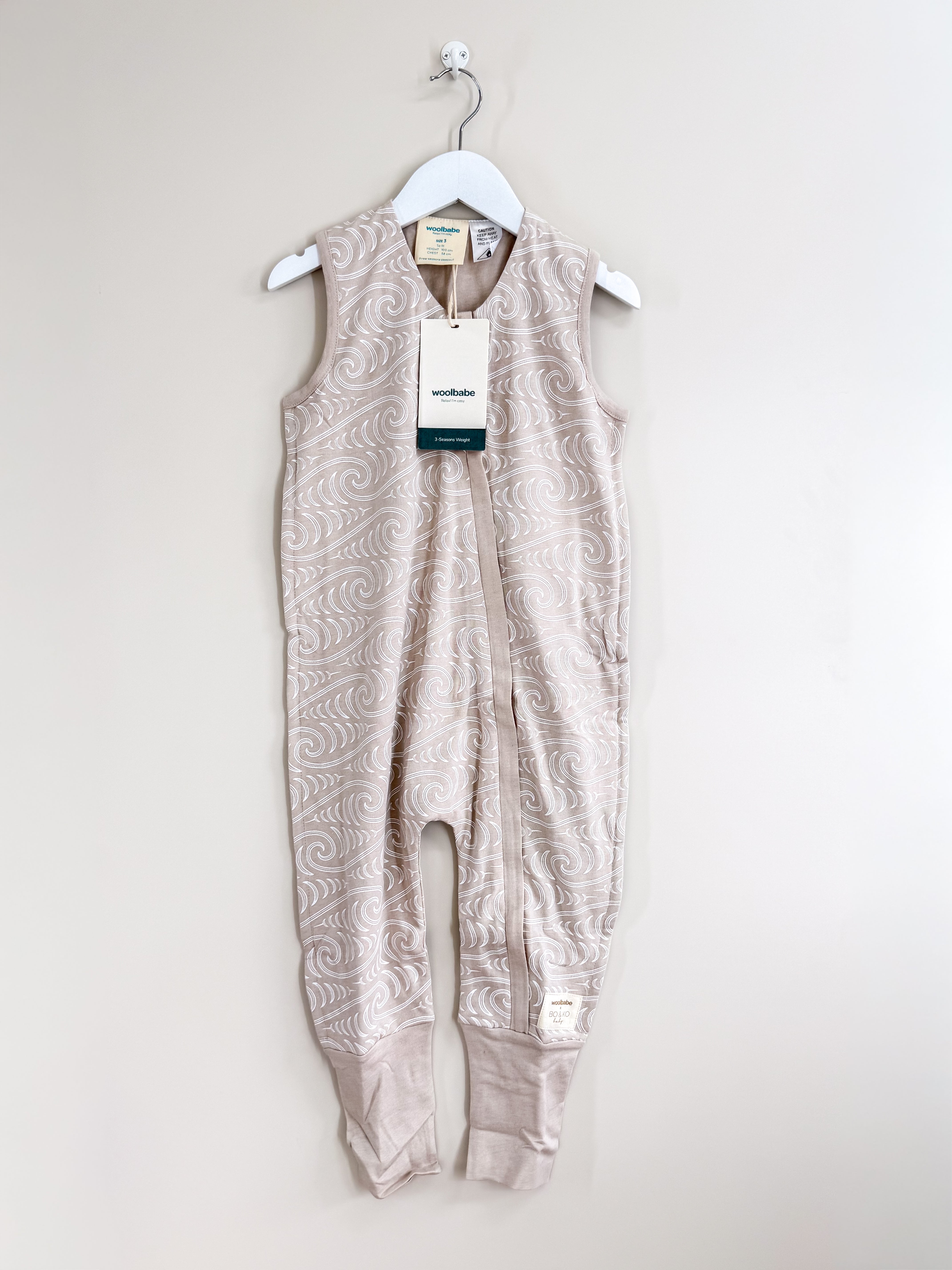 BNWT Woolbabe x Bo & Ko merino cotton 3 seasons sleepsuit (3y)