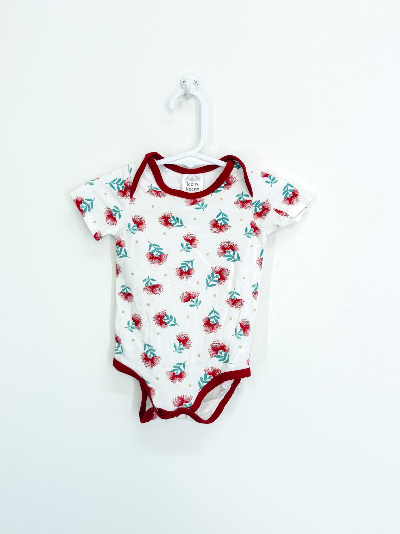 Teeny Weeny pohutukawa bodysuit (3-6m) - SECONDS