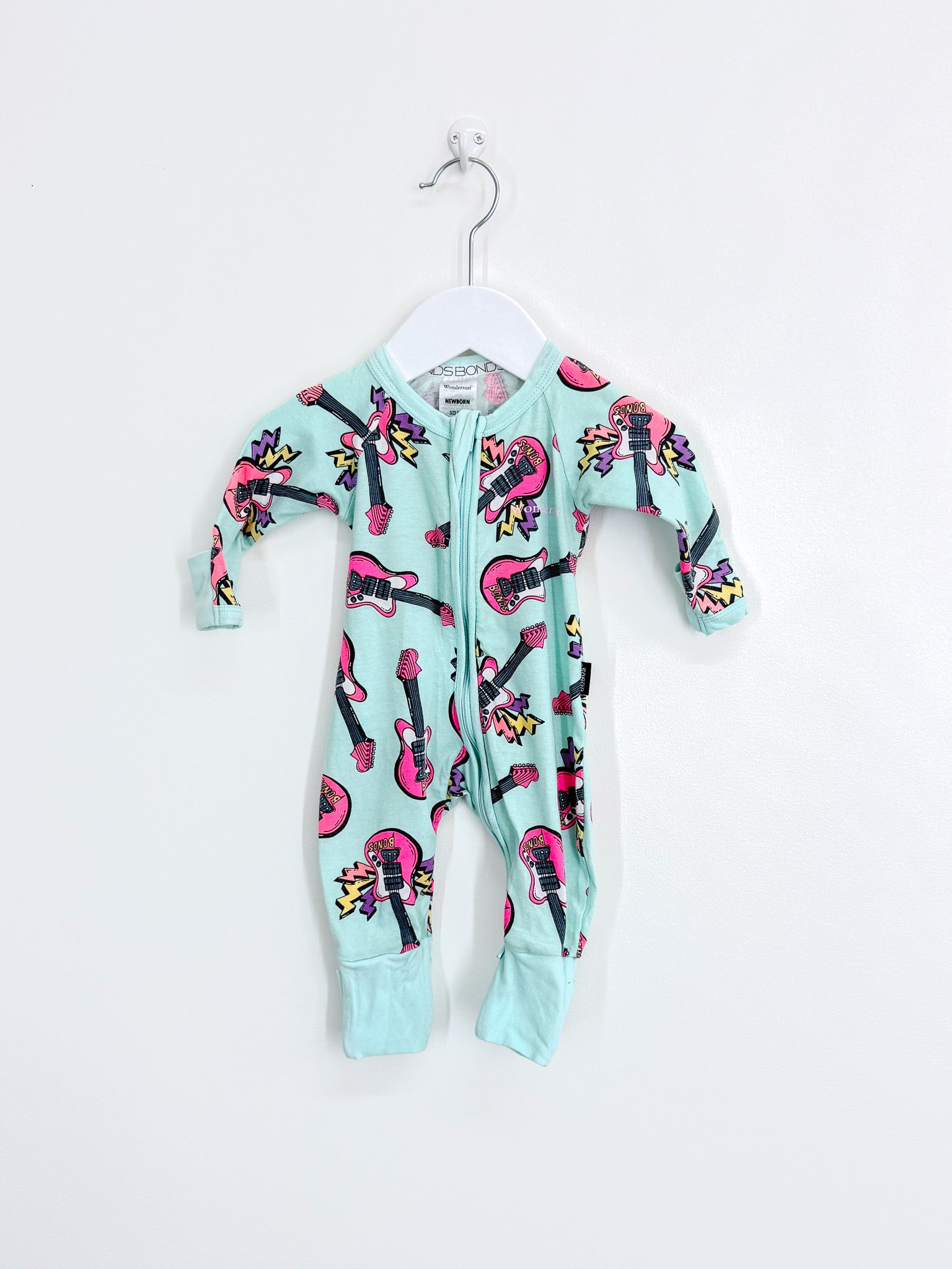 Bonds wondersuit - mint guitars (newborn)