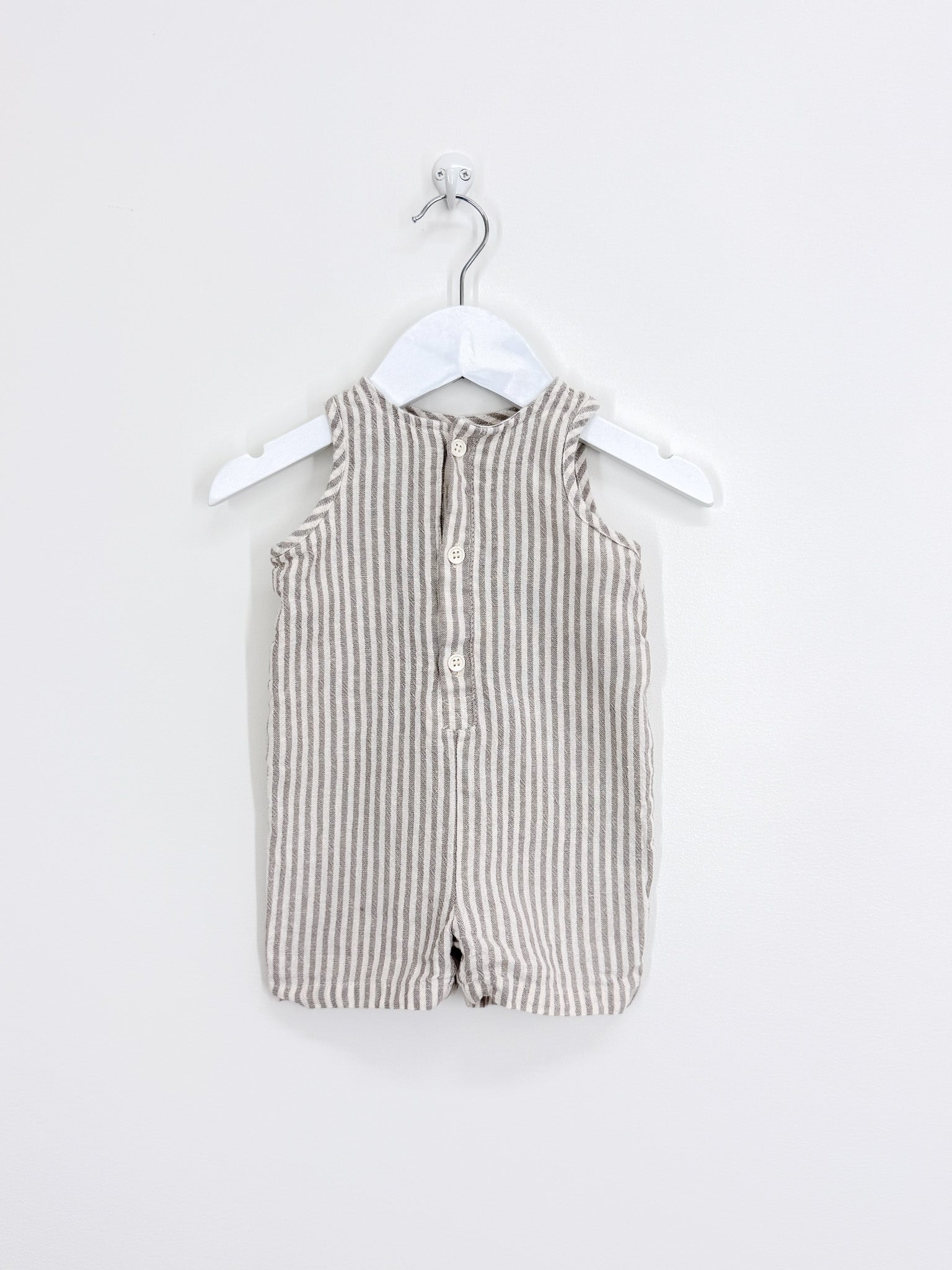 Little Bundle linen stripe sleeveless romper (3-6m)