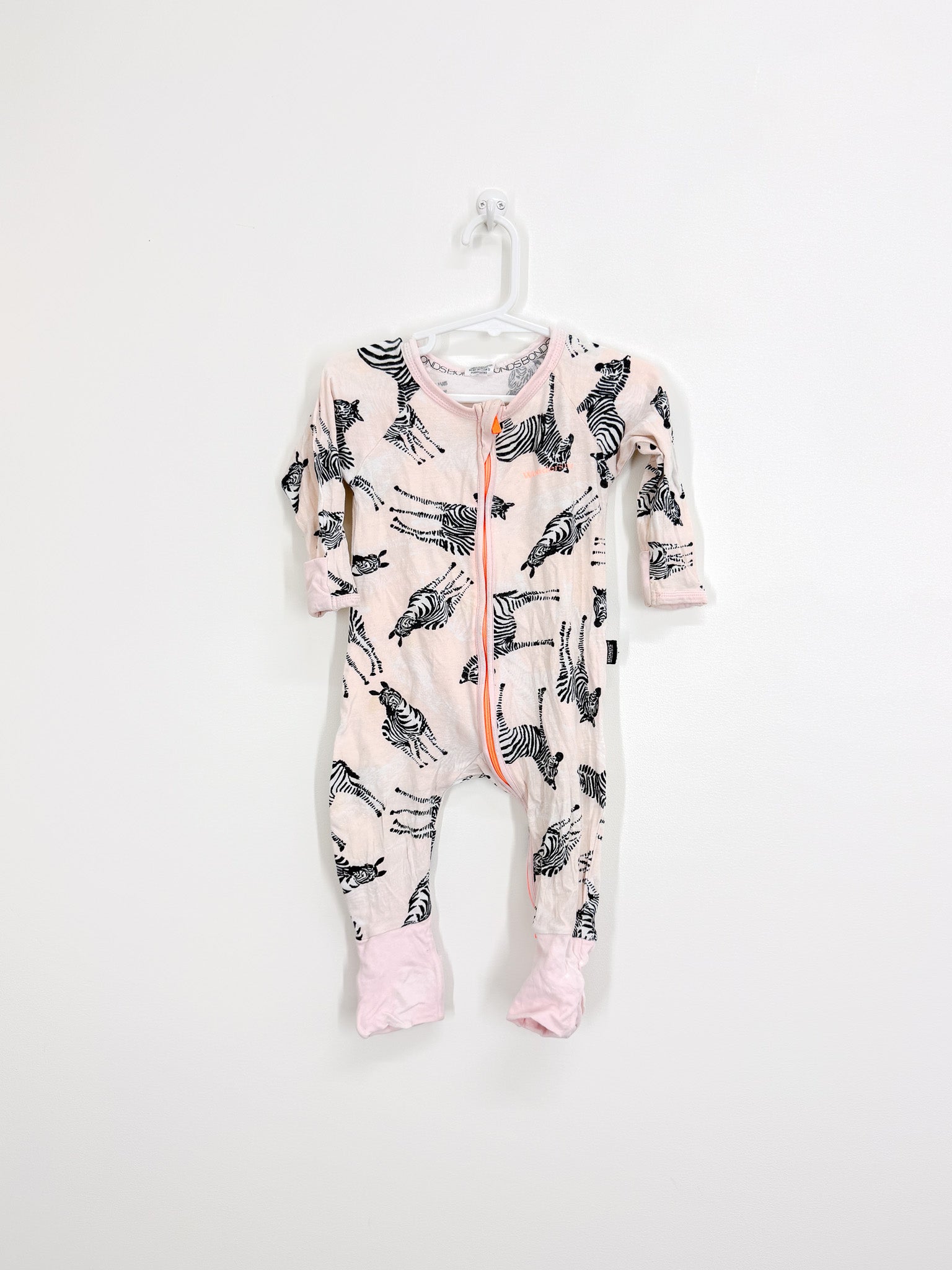 Bonds wondersuit - zebra (3-6m) - SECONDS