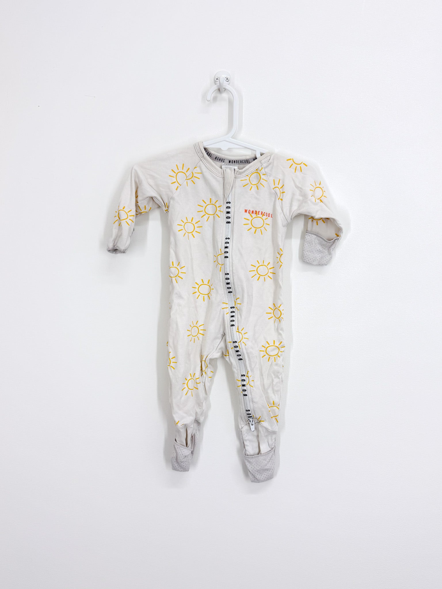 Bonds wondercool wondersuit - suns (0-3m) - SECONDS