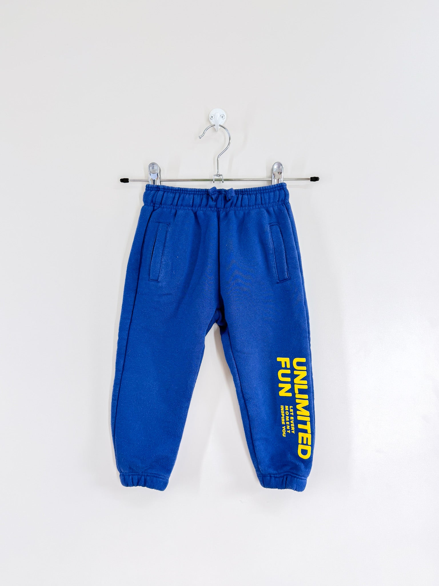 Zara unlimited fun trackies (2y)