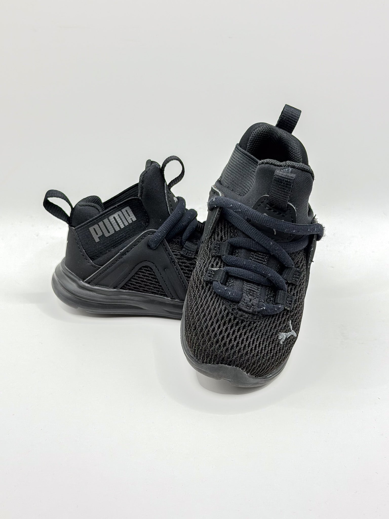 Puma enzo sneakers (22EU)
